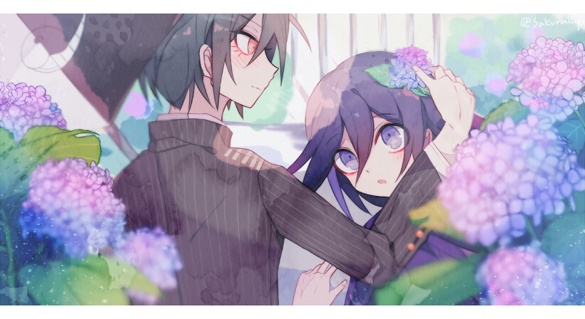 sakura (fein5862817), monokuma, oma kokichi, saihara shuichi, danganronpa (series), danganronpa v3: killing harmony, commentary request, flower request, 2boys, aegyo sal, black hair, black jacket, border, cloak, collared jacket, dated, eyes visible through hair, fence, fingernails, flower, from behind, garden, gold buttons, hair between eyes, hair flower, hair ornament, height difference, high collar, holding, holding sign, jacket, layered sleeves, letterboxed, light blush, light particles, long hair between eyes, long sleeves, male focus, multiple boys, outdoors, petals, pinstripe jacket, pinstripe pattern, polka dot, polka dot background, purple cloak, purple eyes, purple flower, short hair, sign, surprised, twitter username, undershirt, upper body, white border