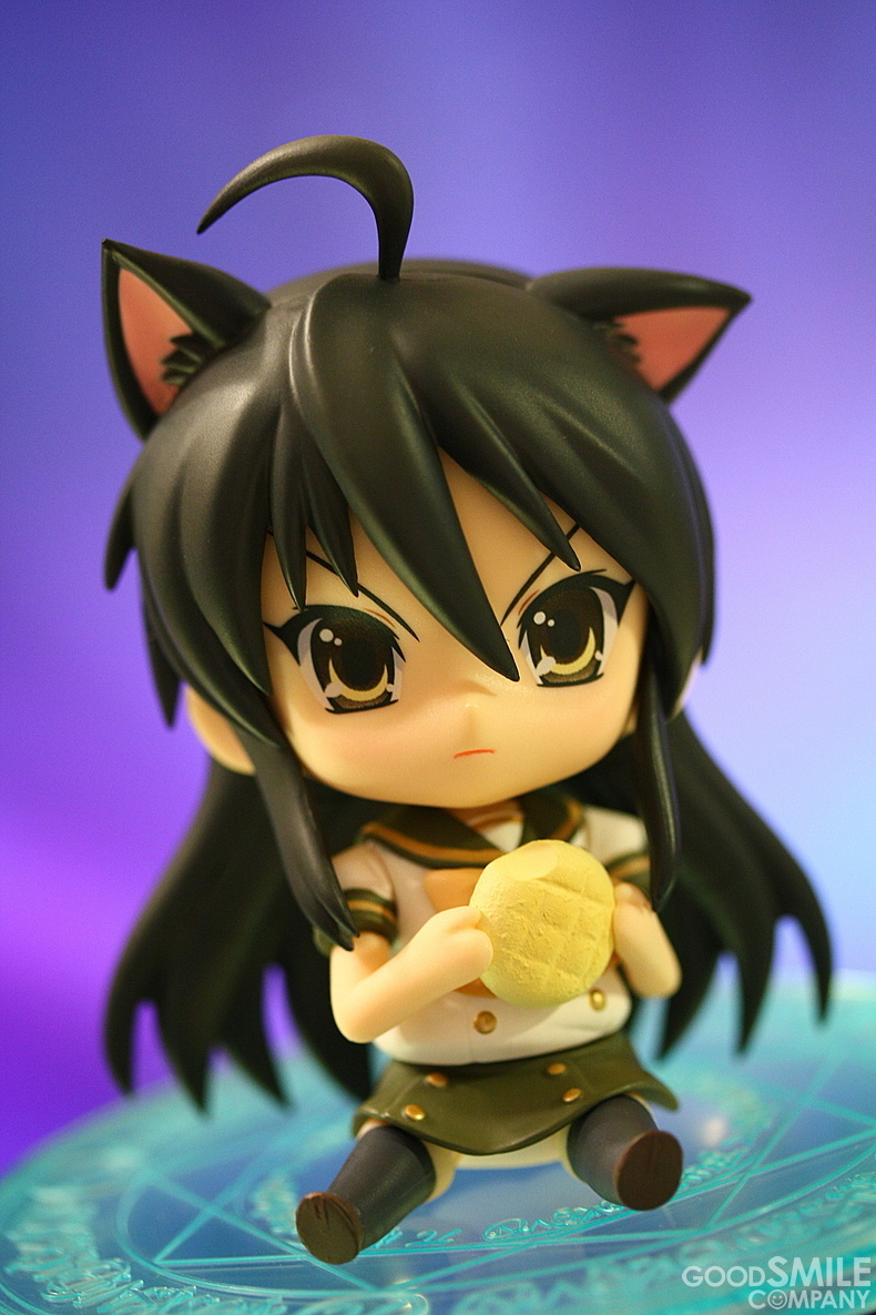 shana, goodsmile, shakugan no shana, photo (medium), 00s, ahoge, animal ears, bread, cat ears, figure, food, melon bread, school uniform