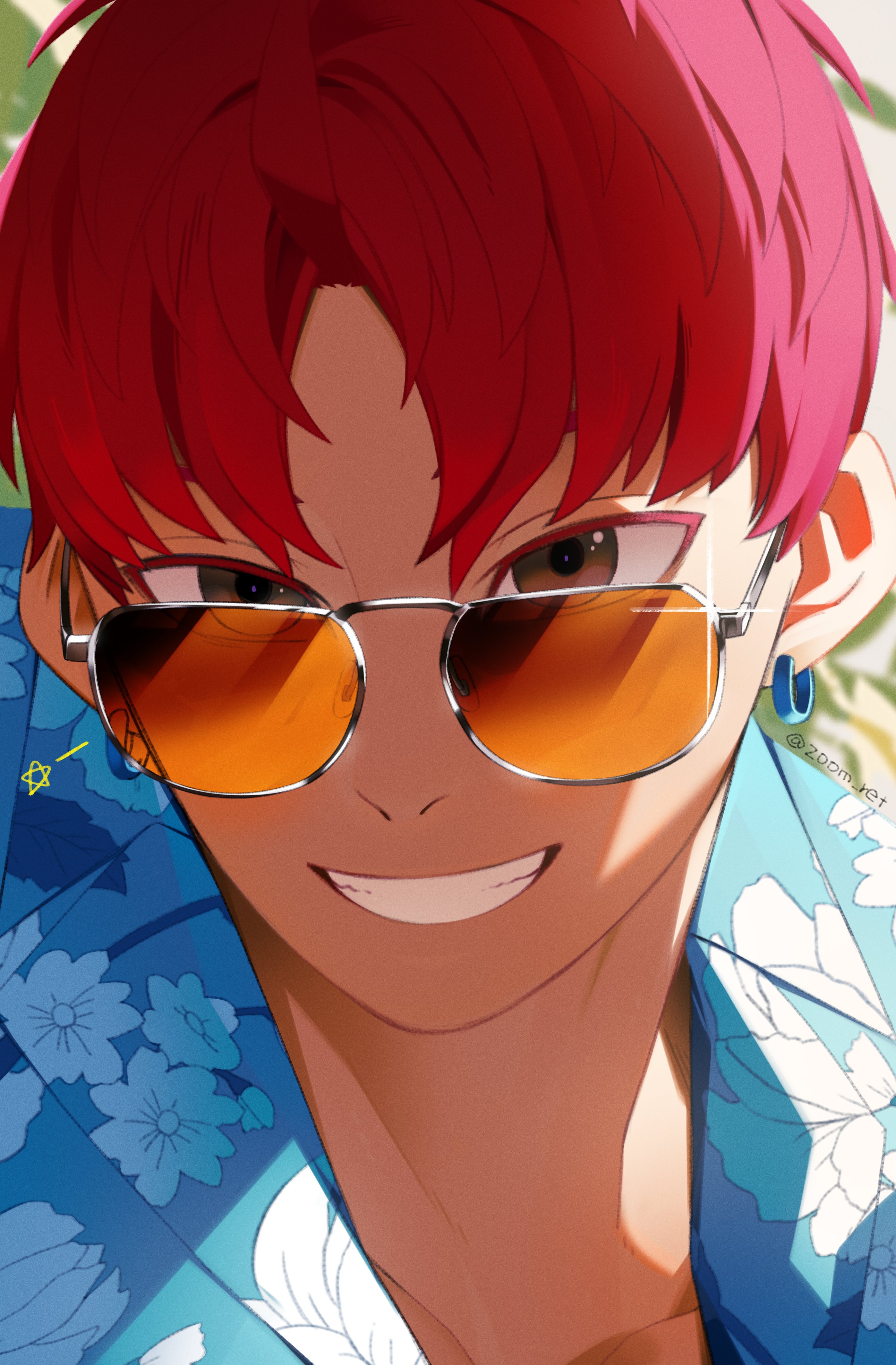 zoom ret, enjoji jin, dandadan, absurdres, commentary, highres, 1boy, blue shirt, blurry, blurry background, brown eyes, clenched teeth, close-up, collarbone, earrings, floral print, glint, grin, jewelry, male focus, print shirt, red hair, shirt, short hair, smile, solo, star (symbol), sunglasses, teeth, upper body