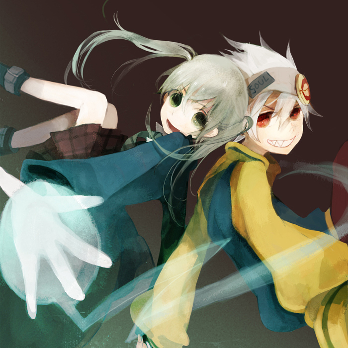 pechika, maka albarn, soul evans, soul eater, bad id, bad pixiv id, 00s, blonde hair, green eyes, long hair, necktie, red eyes, skirt, twintails, white hair