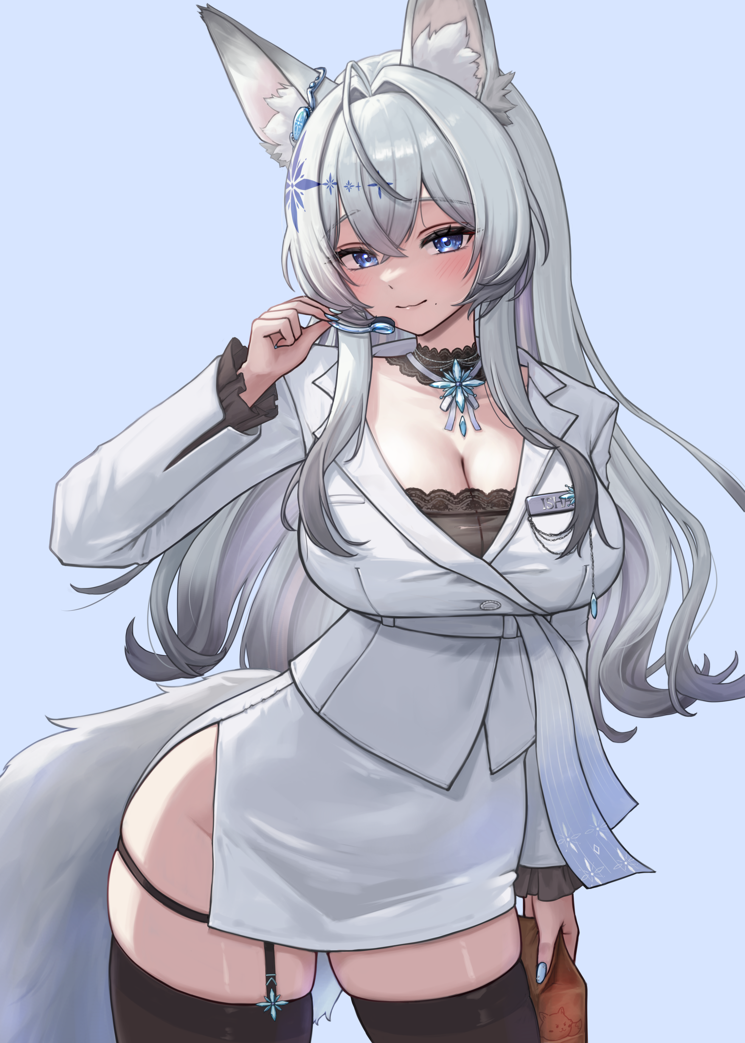 mirae d2oop, indie virtual youtuber, absurdres, highres, 1girl, animal ears, black thighhighs, blue eyes, breasts, cleavage, closed mouth, collared shirt, cowboy shot, detached collar, fox ears, fox girl, fox tail, garter straps, gradient hair, hand up, isha (vtuber), large breasts, long hair, long sleeves, looking at viewer, miniskirt, mole, mole under mouth, multicolored hair, no panties, pencil skirt, shirt, side slit, single garter strap, skindentation, skirt, smile, solo, tail, thighhighs, virtual youtuber, white hair, white shirt, white skirt