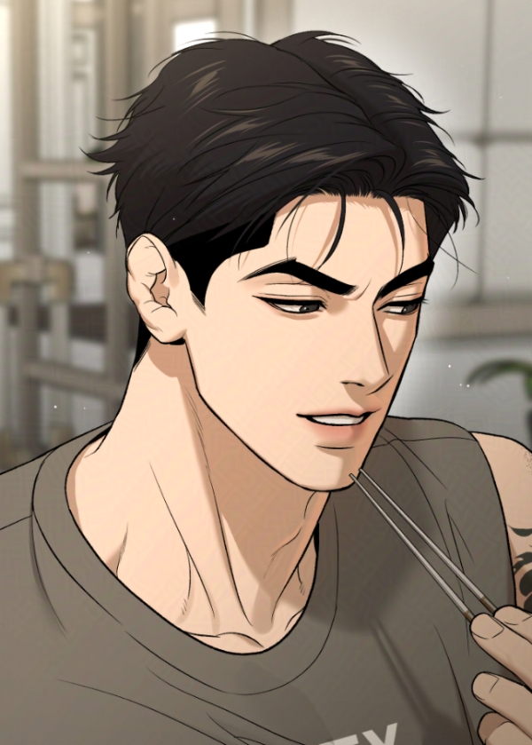 mingwa, joo jaekyung, jinx (manhwa), 1boy, arm tattoo, black eyes, black hair, blurry, blurry background, casual, collarbone, grey shirt, indoors, male focus, shirt, short hair, sleeveless, solo, tattoo, upper body
