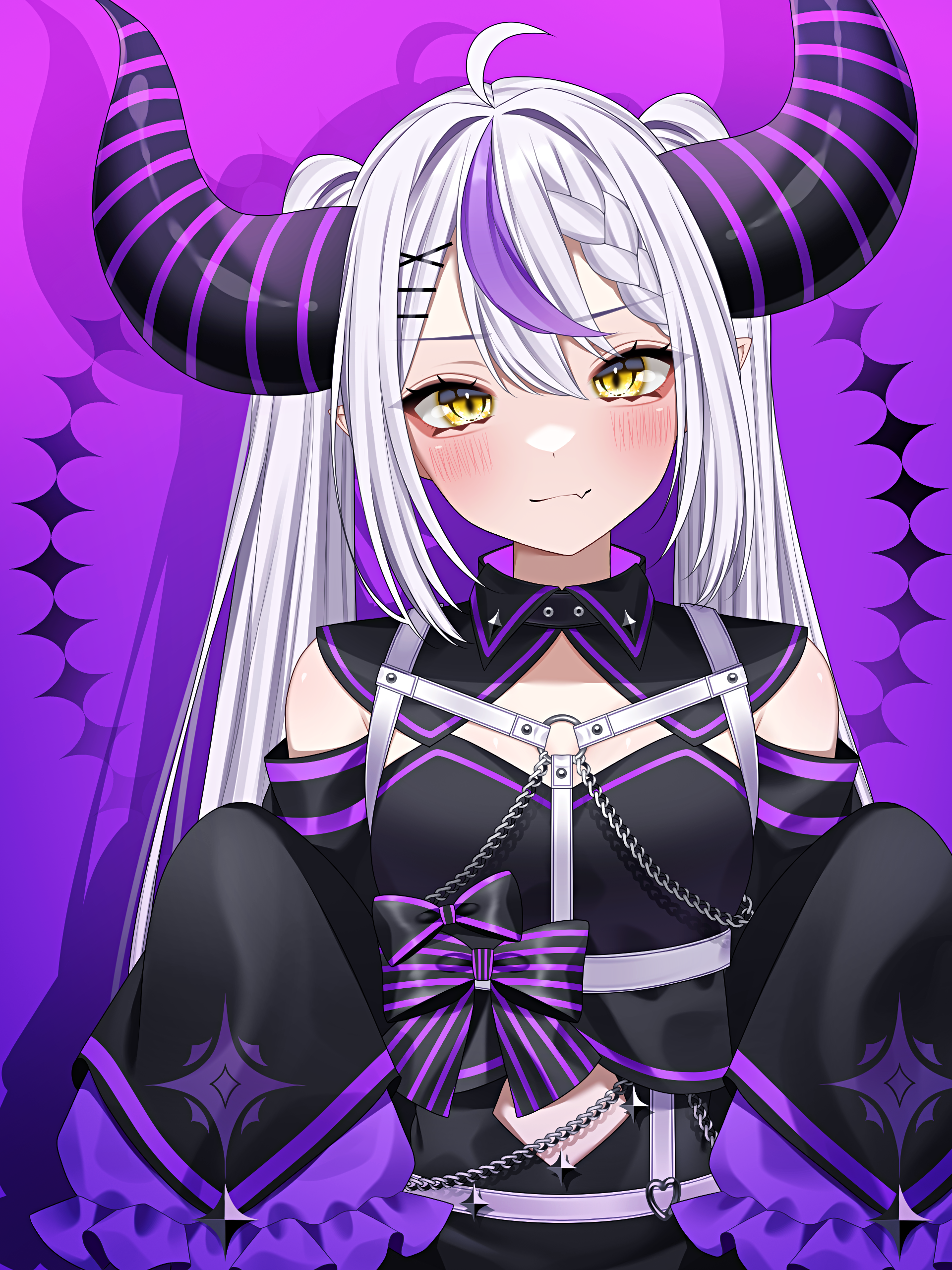 wanko (yurika0320), la+ darknesss, hololive, absurdres, commentary request, highres, 1girl, ahoge, argyle background, black bow, black dress, blush, bow, braid, braided bangs, chain harness, closed mouth, clothing cutout, detached sleeves, double-parted bangs, dress, drop shadow, eyelashes, fang, frilled sleeves, frills, gradient background, hair intakes, hair ornament, hairclip, harness, head tilt, horns, long hair, long sleeves, looking at viewer, midriff peek, multicolored hair, navel cutout, o-ring, o-ring harness, pointy ears, purple background, purple bow, purple streaks, skin fang, sleeves past fingers, sleeves past wrists, solo, streaked hair, striped bow, striped horns, twintails, upper body, virtual youtuber, white hair, x hair ornament, yellow eyes