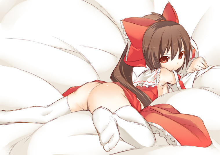 shiratama dango, hakurei reimu, touhou, bad id, bad pixiv id, 1girl, ass, bottomless, bow, brown eyes, brown hair, detached sleeves, feet, female focus, hair bow, japanese clothes, long hair, looking back, lying, miko, no panties, red eyes, socks, solo, thighhighs, white socks, white thighhighs