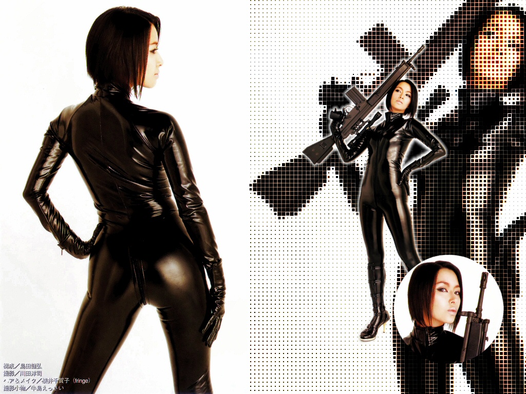 tanaka rie, photo (medium), asian, black hair, brown eyes, female focus, gloves, gun, latex, latex suit, leather, rifle, shiny clothes, skin tight, voice actor, weapon