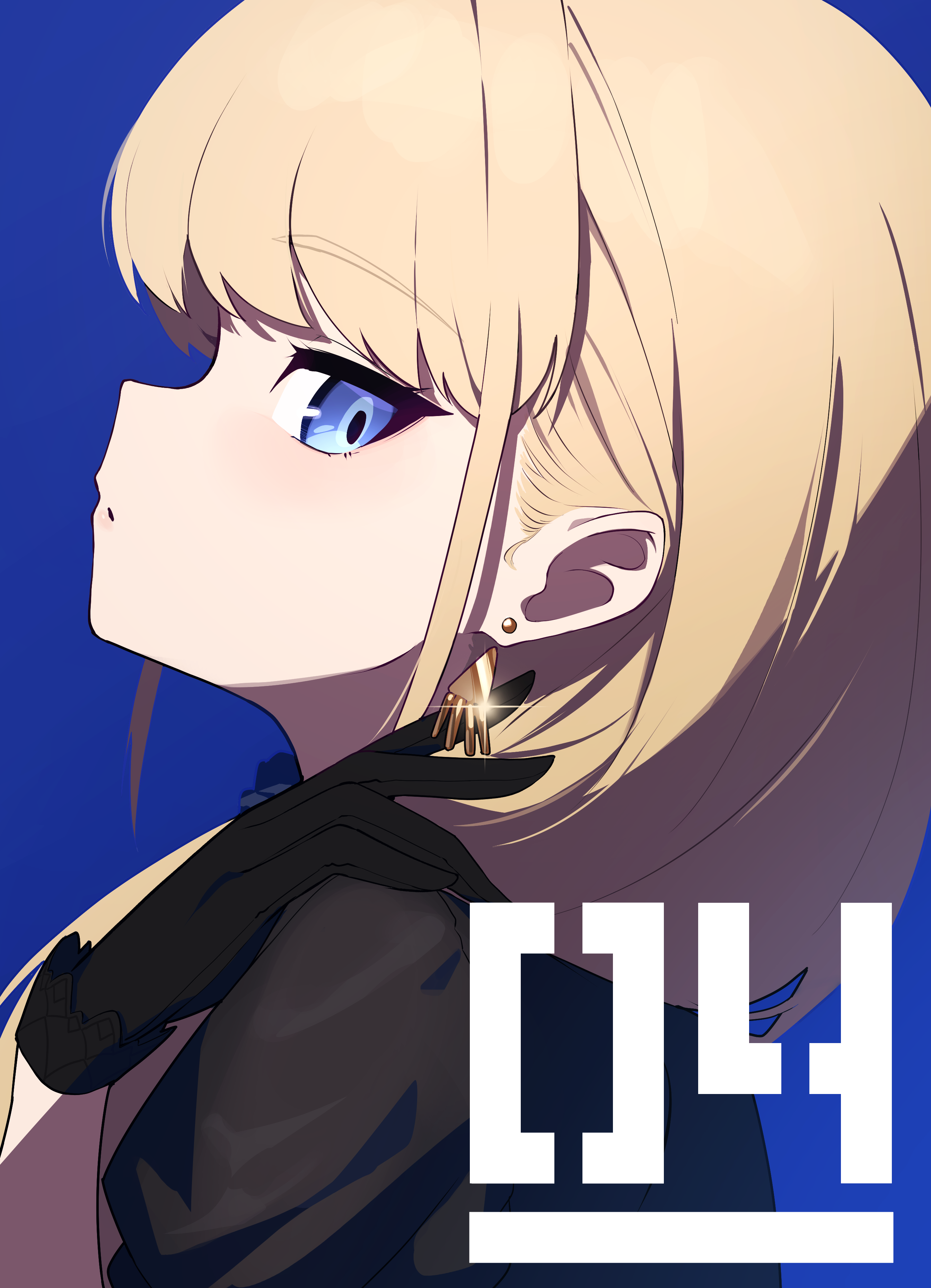 pyytato, toki (blue archive), blue archive, absurdres, commentary, highres, 1girl, alternate costume, alternate hairstyle, black gloves, blonde hair, blue background, blue eyes, blunt bangs, earrings, from side, glint, gloves, hair behind ear, hair over shoulder, jewelry, long hair, looking at viewer, parted lips, profile, sidelocks, sideways glance, simple background, solo, upper body
