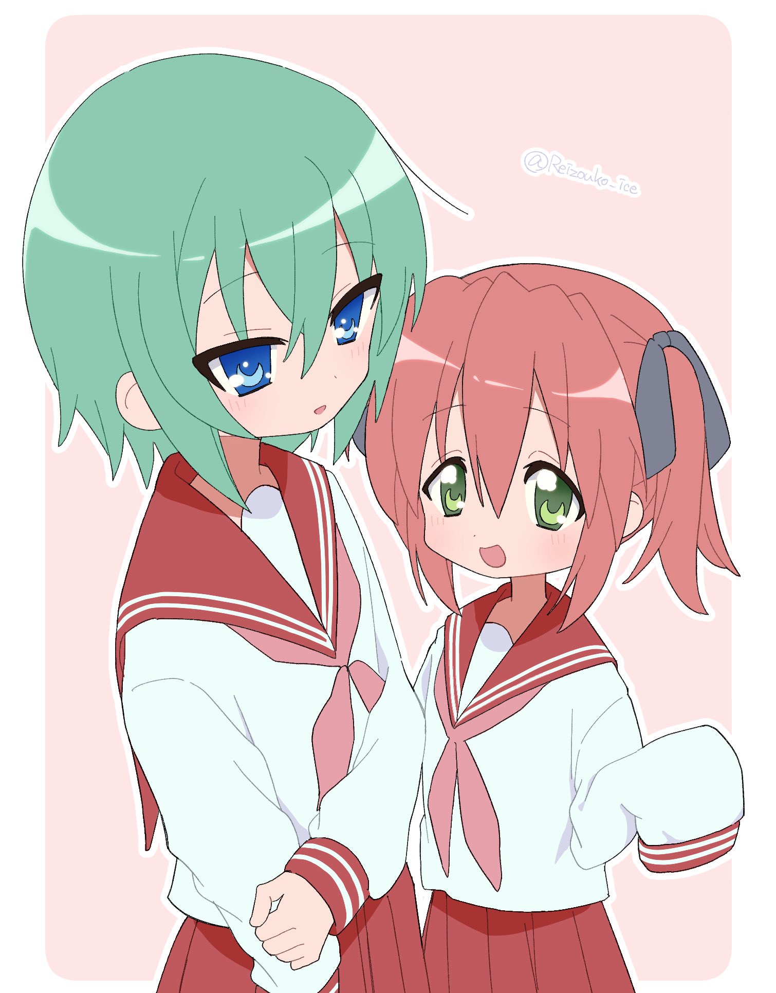 iwasaki minami, kobayakawa yutaka, lucky star, highres, 2girls, :d, black bow, blush, bow, green eyes, green hair, hair bow, medium hair, multiple girls, open mouth, outside border, pink background, red hair, reizouko ice, ryouou school uniform, school uniform, short hair, smile, tareme, tsurime, twintails, twitter username