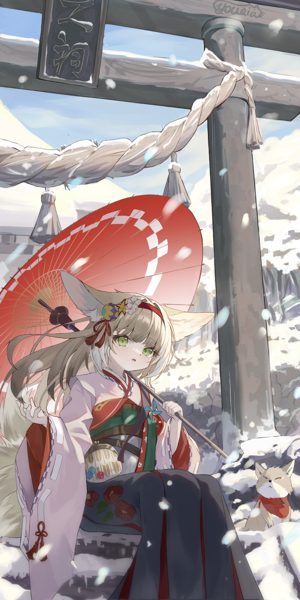 youqia, suzuran (arknights), suzuran (yukibare) (arknights), arknights, highres, 1girl, animal ears, black hakama, blonde hair, coin purse, flower, fox, fox ears, fox girl, fox tail, green eyes, hair ornament, hairband, hakama, hakama skirt, holding, holding umbrella, japanese clothes, kimono, long hair, official alternate costume, oil-paper umbrella, outdoors, red hairband, skirt, snow, solo, tail, umbrella, wide sleeves