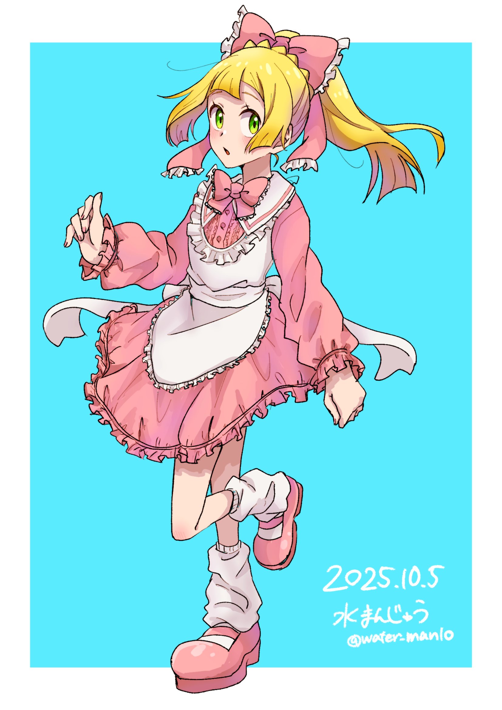 mizu majuu (waterman10), lillie (pokemon), nintendo, pokemon, pokemon sm, highres, 1girl, alternate costume, apron, blonde hair, blue background, blunt bangs, blush, bow, breasts, dress, green eyes, hair bow, long hair, long sleeves, looking at viewer, loose socks, maid, maid apron, open mouth, pink bow, pink dress, pink shoes, ponytail, shoes, simple background, socks, solo, white apron, white socks