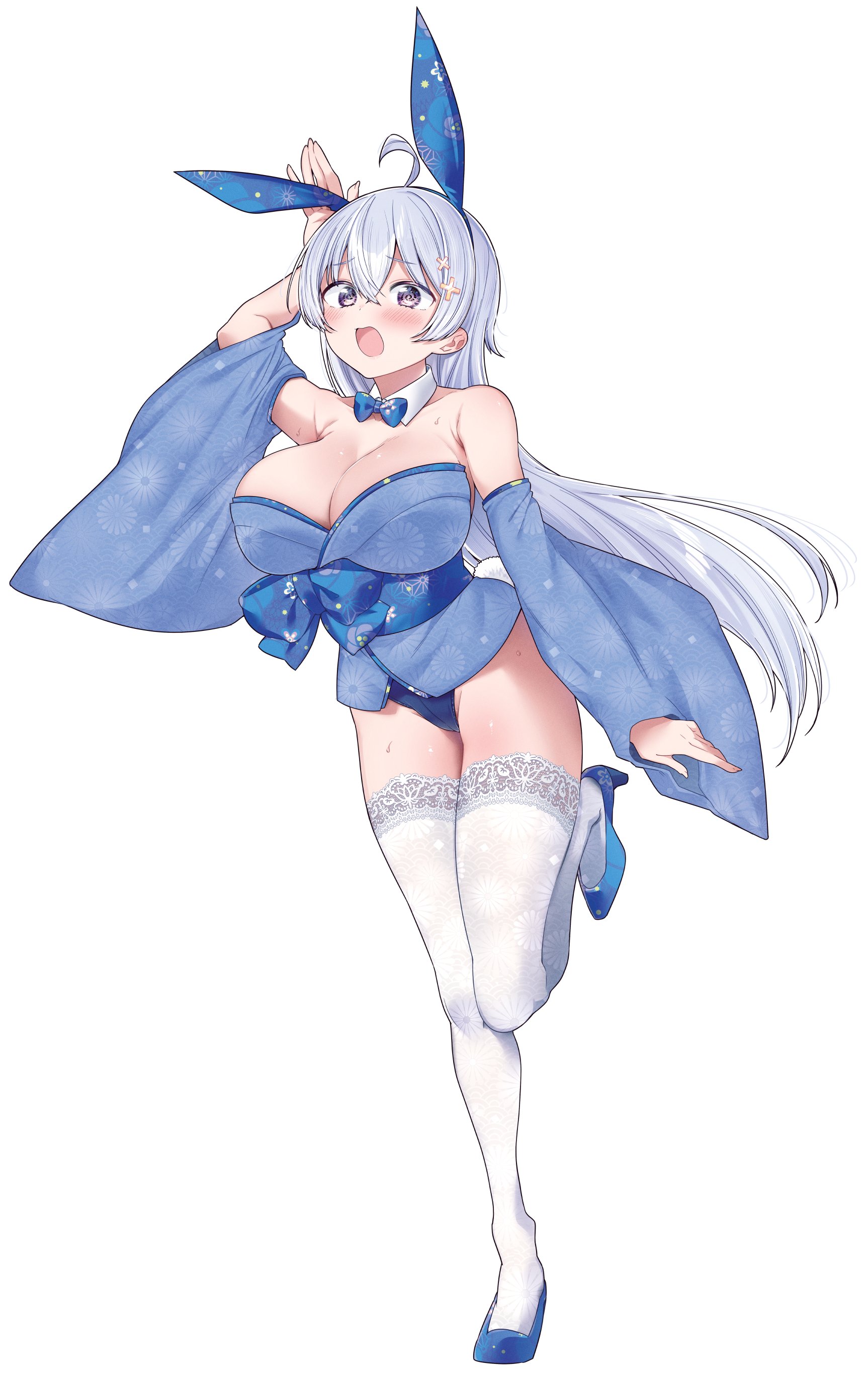 kamio fukuchi, hiwamura hiyori, yowa yowa sensei, absurdres, commentary request, highres, 1girl, @ @, ahoge, animal ear hairband, animal ears, blue bow, blue bowtie, blue hairband, blue sash, blue shoes, blue sleeves, blush, bow, bowtie, breasts, cleavage, detached collar, detached sleeves, fake animal ears, full body, grey hair, hair between eyes, hair ornament, hairband, hand up, lace, lace-trimmed thighhighs, lace trim, large breasts, long hair, looking at viewer, nontraditional playboy bunny, open mouth, purple eyes, rabbit ear hairband, rabbit ears, sash, shoes, simple background, solo, standing, standing on one leg, thighhighs, white background, white thighhighs, wide sleeves, x hair ornament