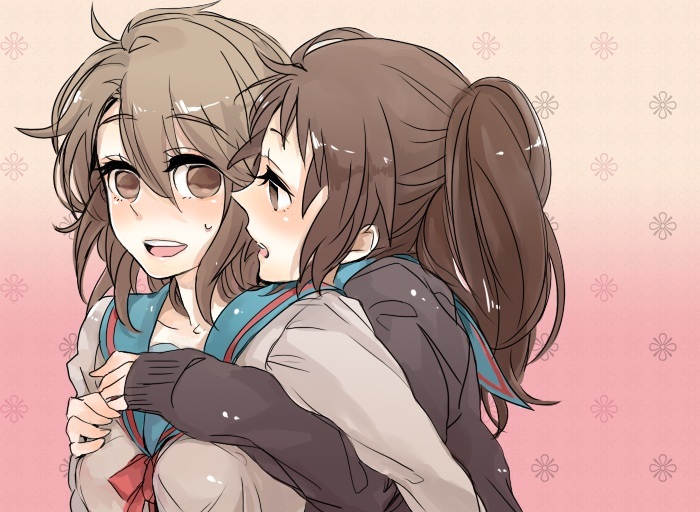 chashibu, koizumi itsuki, koizumi itsuki (female), kyonko, suzumiya haruhi no yuuutsu, bad id, bad pixiv id, 00s, 2girls, blush, genderswap, genderswap (mtf), hug, multiple girls, ponytail, school uniform, serafuku, yuri