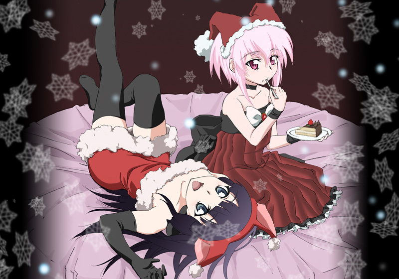 yomi (indigoriver), artemis, artemis (tsukuyomi), hazuki (tsukuyomi), tsukuyomi moonphase, 00s, 2girls, animal ears, bed, black gloves, blue eyes, cake, cat ears, christmas, eating, elbow gloves, fang, food, gloves, hat, jester cap, long hair, multiple girls, pastry, pink eyes, pink hair, purple hair, santa costume, short hair, thighhighs, zettai ryouiki