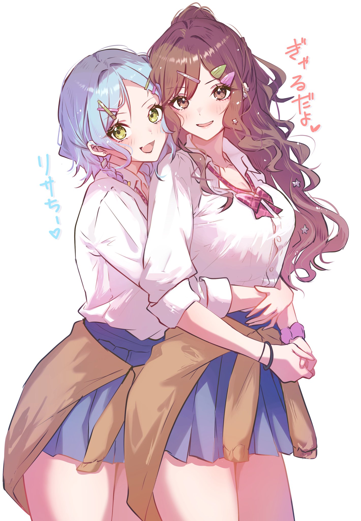 houji tea latte, hikawa hina, imai lisa, bang dream!, commentary request, highres, translation request, 2girls, :d, blue hair, blue skirt, blush, bow, bowtie, bracelet, braid, breasts, brown cardigan, brown eyes, brown hair, buttons, cardigan, cardigan around waist, clothes around waist, collared shirt, cowboy shot, ear piercing, earrings, fang, green eyes, gyaru, hair ornament, hairclip, heads together, heart, high ponytail, hug, hug from behind, jewelry, kogal, large breasts, long hair, looking at viewer, medium hair, miniskirt, multiple girls, open mouth, parted bangs, parted lips, piercing, pink scrunchie, plaid bow, plaid bowtie, plaid clothes, pleated skirt, ponytail, red bow, red bowtie, school uniform, scrunchie, shirt, shirt tucked in, side braid, simple background, skin fang, skirt, sleeves pushed up, smile, spoken heart, standing, star (symbol), star hair ornament, stud earrings, three-quarter sleeves, very long hair, wavy hair, white background, white shirt, wrist scrunchie, x hair ornament, yuri