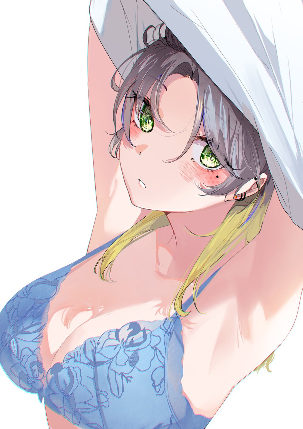 ringo no tart, original, highres, aqua bra, armpits, bra, breasts, earrings, green eyes, jewelry, large breasts, lingerie, looking at viewer, multicolored hair, simple background, two-tone hair, underwear, undressing