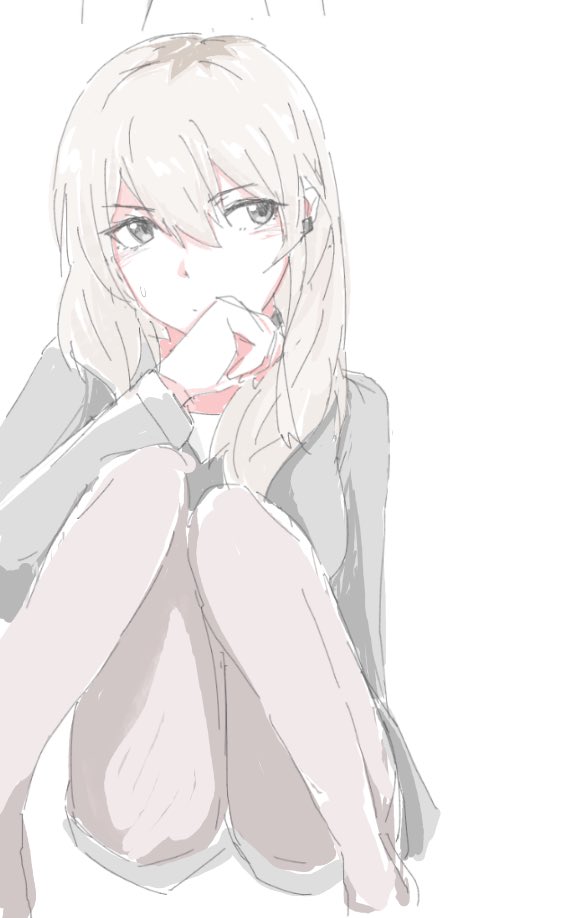 n nai nai n, kawaragi momoka, girls band cry, commentary request, 1girl, black pantyhose, black shirt, grey eyes, grey hair, hair between eyes, legs up, long hair, multicolored hair, pantyhose, roots (hair), shirt, simple background, sitting, solo, white background