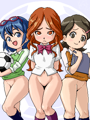 isu, kino aki, otonashi haruna, raimon natsumi, inazuma eleven, inazuma eleven (series), lowres, 00s, 3girls, ball, black eyes, black hair, blue hair, bottomless, brown eyes, brown hair, curvy, female focus, glasses, multiple girls, no panties, oekaki, soccer ball, socks, telstar