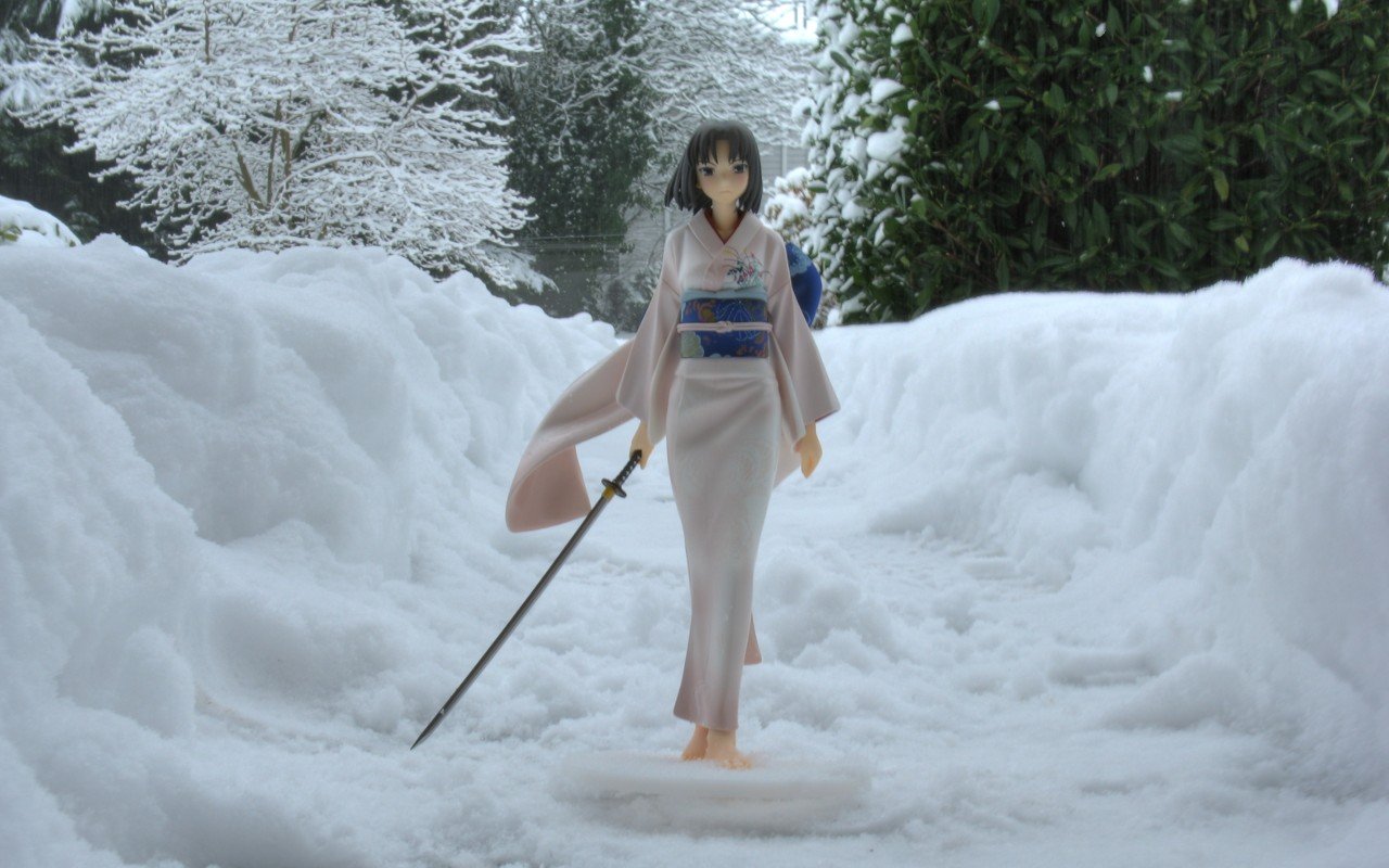 ryougi shiki, kara no kyoukai, photo (medium), barefoot, figure, japanese clothes, kimono, snow, sword, weapon