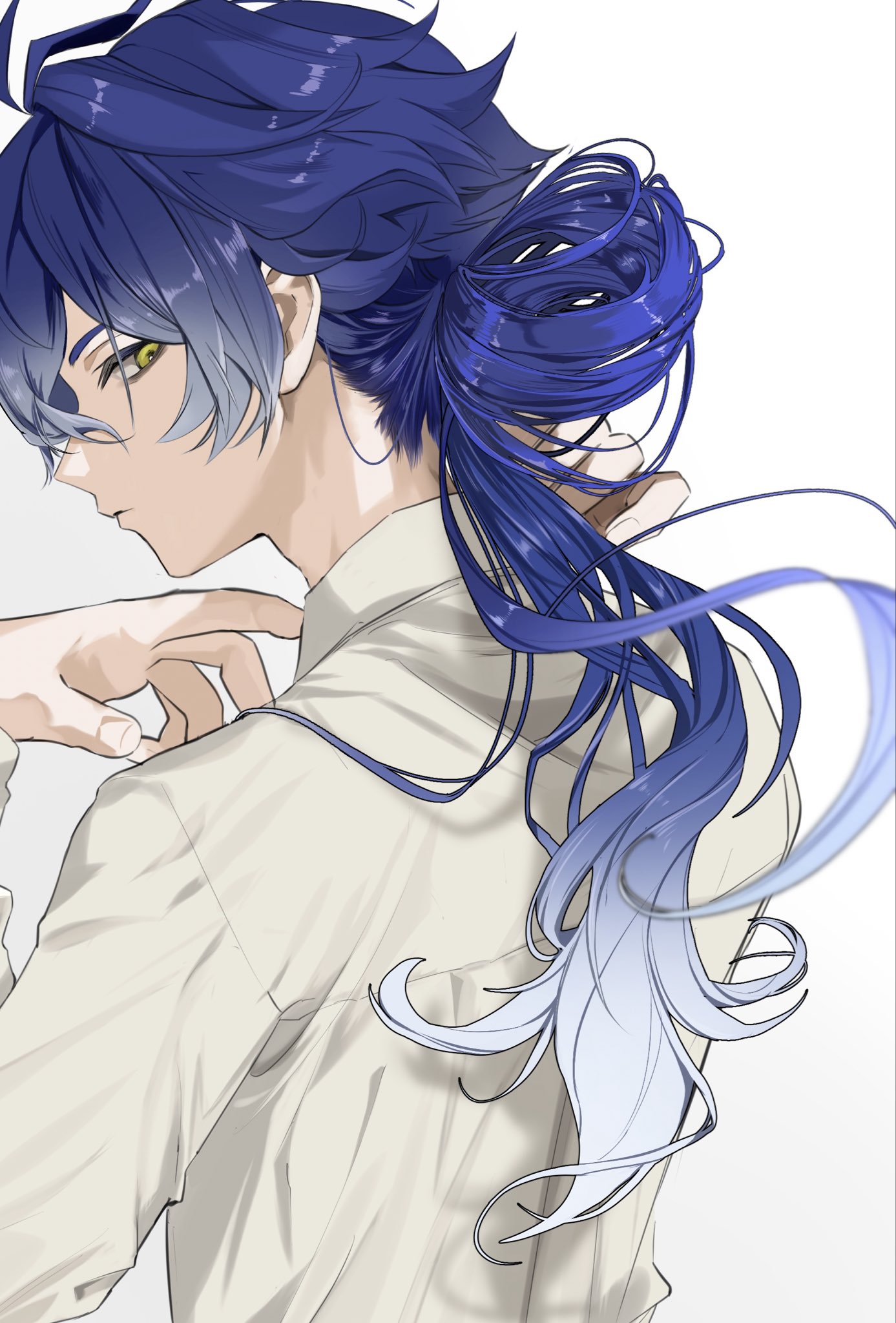sahi00000, flins (genshin impact), genshin impact, commentary request, highres, 1boy, alternate hairstyle, antenna hair, arms up, blue hair, closed mouth, collared shirt, fingernails, gradient hair, long sleeves, looking back, male focus, multicolored hair, parted bangs, shirt, simple background, solo, upper body, white background, white hair, white shirt, yellow eyes