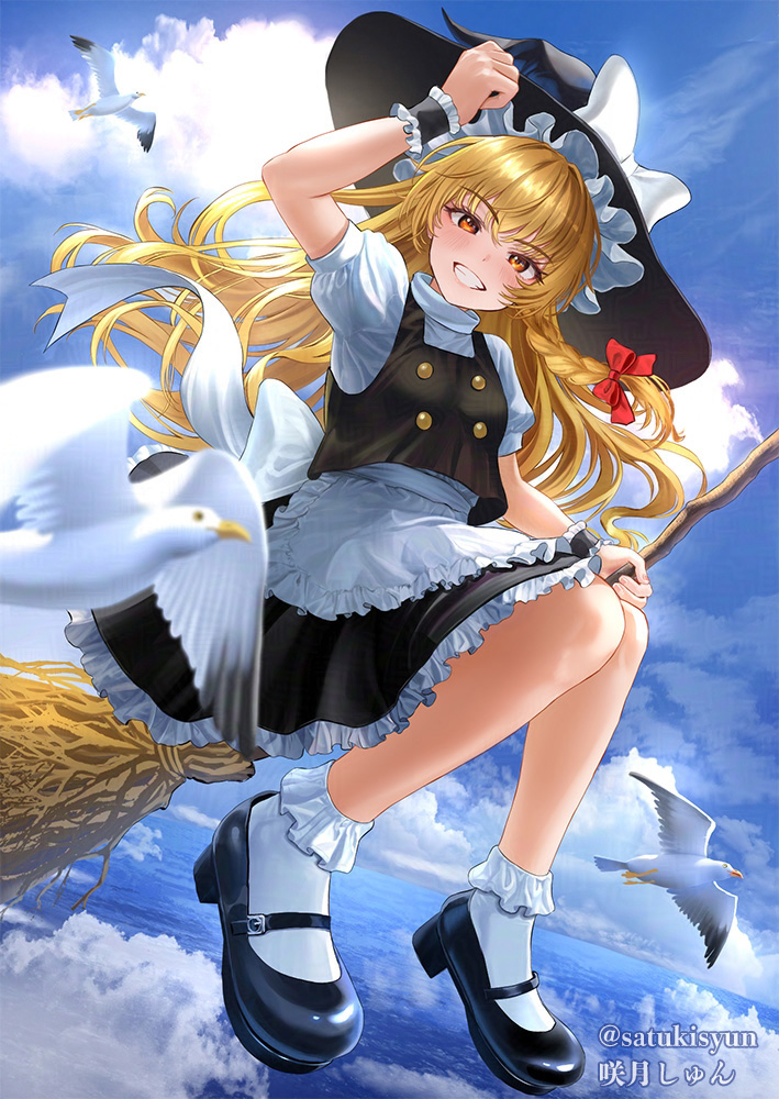 uemura shun, kirisame marisa, touhou, commentary, 1girl, apron, artist name, back bow, bird, black hat, black shoes, black skirt, black vest, blonde hair, blue sky, blush, bow, braid, broom, broom riding, cloud, day, flying, frilled skirt, frills, grin, hair bow, hat, hat bow, long hair, looking at viewer, mary janes, ocean, orange eyes, red bow, shoes, side braid, single braid, skirt, sky, smile, socks, solo, twitter username, very long hair, vest, waist apron, white apron, white bird, white bow, white socks, witch hat, wrist cuffs