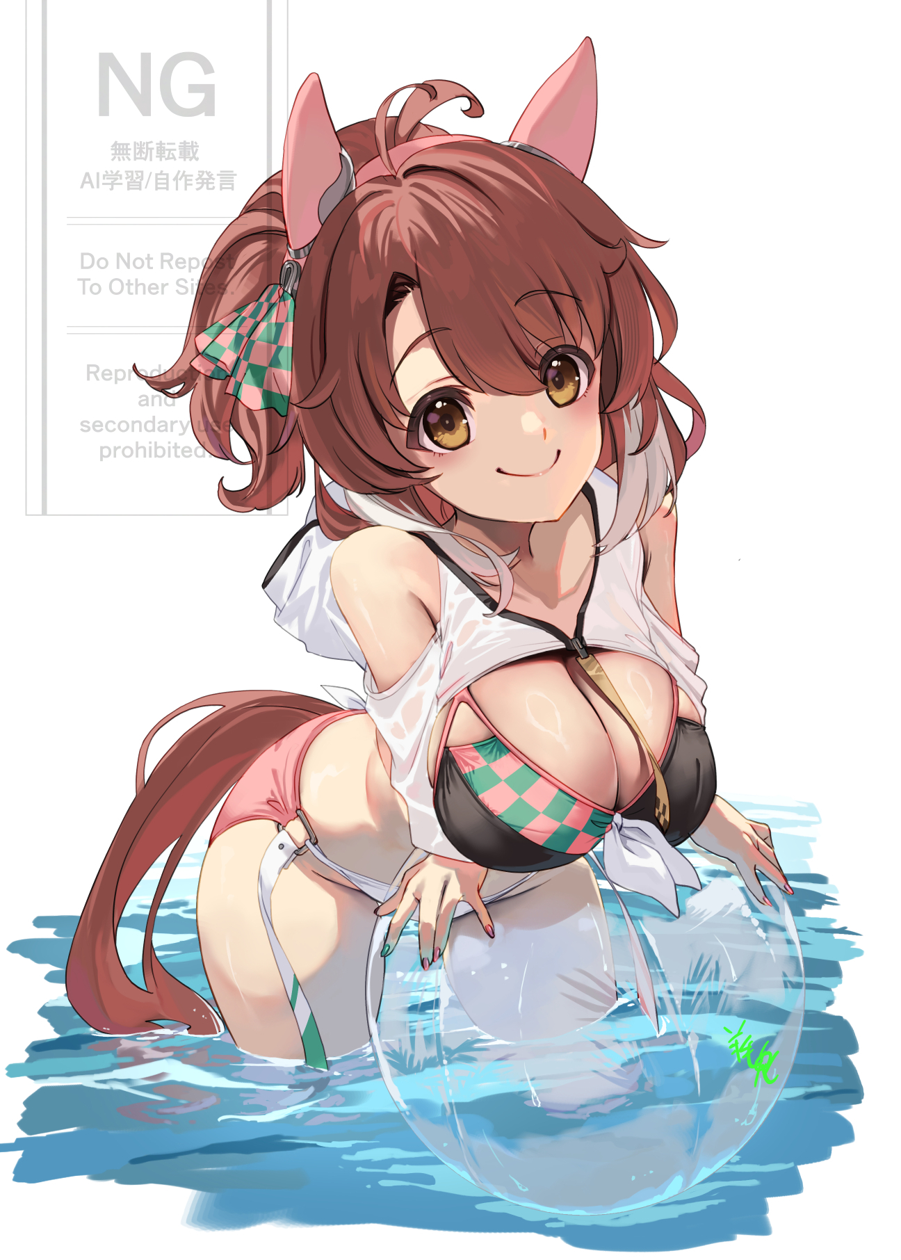 youmou usagi, dantsu flame (umamusume), umamusume, highres, 1girl, ahoge, animal ears, ball, beachball, bikini, black bikini, blush, bow, breasts, brown eyes, brown hair, checkered ribbon, cleavage, cleavage cutout, closed mouth, clothing cutout, ear covers, ear ornament, ear ribbon, hair between eyes, hair ornament, hairband, holding, holding ball, holding beachball, hooded shrug, horse ears, horse girl, horse tail, large breasts, looking at viewer, multicolored hair, multicolored nails, pink bikini, pink hairband, shrug (clothing), simple background, smile, solo, swimsuit, tail, water, white bikini, white hair, white shrug