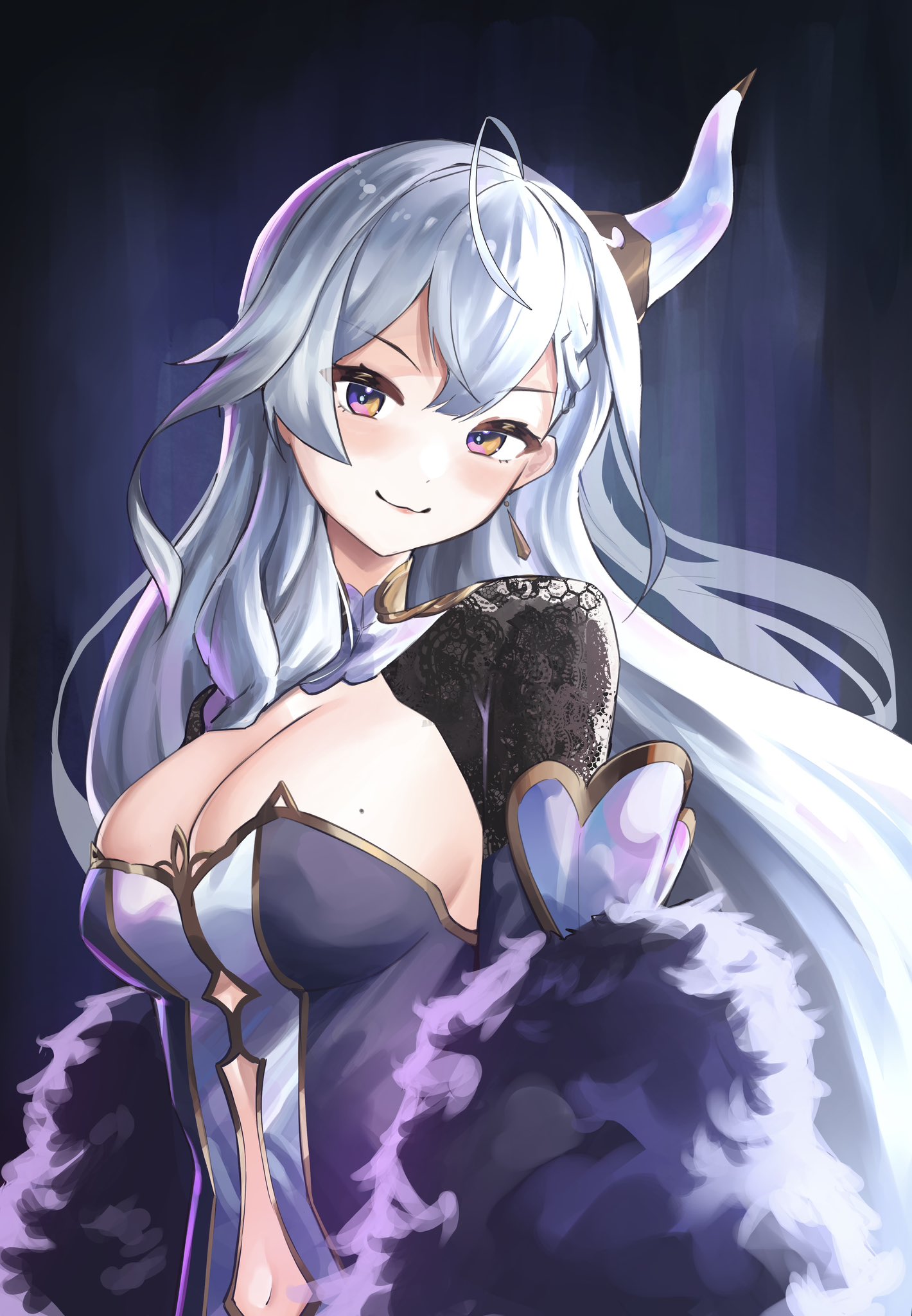 umamii, algorhythm project, highres, 1girl, blush, breasts, closed mouth, clothing cutout, dress, earrings, fur-trimmed sleeves, fur trim, horns, jewelry, large breasts, listen (algorhythm project), long hair, midriff, multicolored eyes, navel, sleeveless, sleeveless dress, smile, solo, very long hair, virtual youtuber, white hair