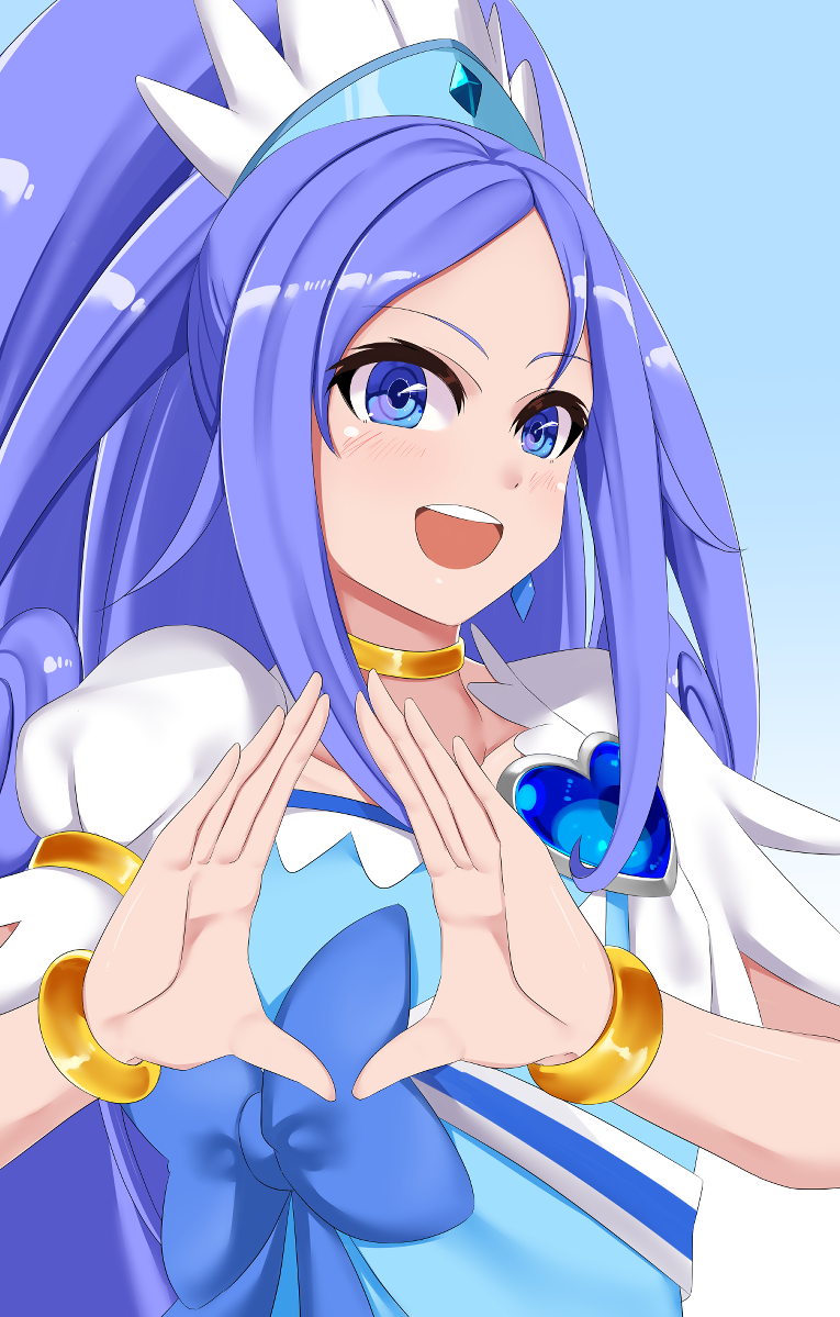 fuji (mokusei ginga), cure diamond, hishikawa rikka, dokidoki! precure, precure, 1girl, blue background, blue bow, blue eyes, blue hair, blue theme, bow, bracelet, brooch, choker, collarbone, crown bow, crystal earrings, diamond hands, earrings, gradient background, hair ornament, heart, heart brooch, high ponytail, jewelry, long hair, magical girl, open mouth, ponytail, smile, solo, tiara, upper body, wide ponytail, yellow choker