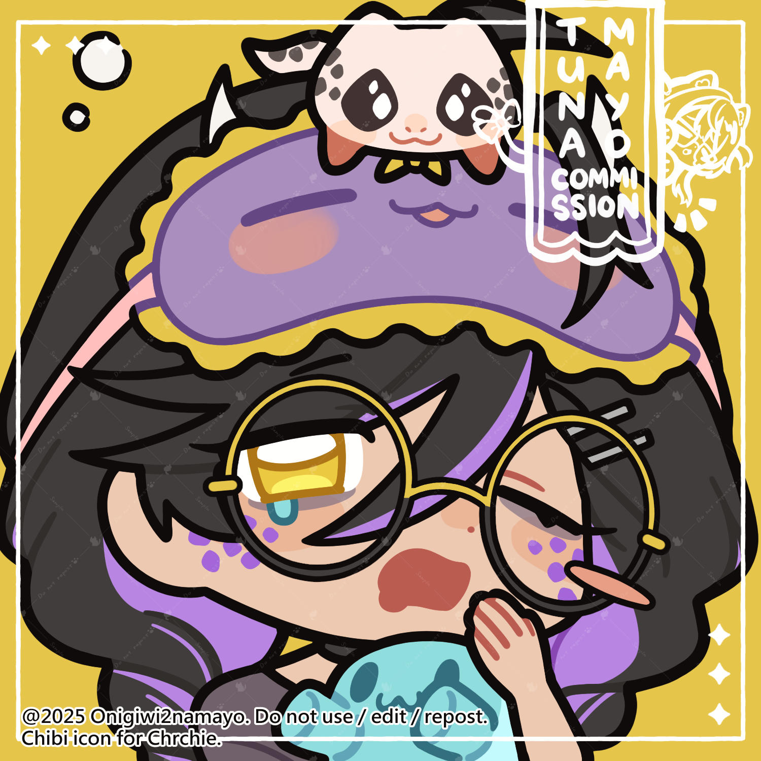 indie virtual youtuber, commentary, commission, highres, vgen commission, 1girl, animal, animal on head, artist name, black hair, blush stickers, braid, character name, chibi, chibi only, chrchie, closed mouth, dated, drooling, english text, flat color, glasses, hair between eyes, hair ornament, hairclip, holding, holding stuffed toy, lizard, mask, mask on head, mouth drool, multicolored hair, nostrils, on head, one eye closed, onigiwi2namayo, open mouth, portrait, purple hair, round eyewear, single blush sticker, single tear, sleep mask, sleepy, smile, stuffed toy, twin braids, twintails, two-tone eyewear, two-tone hair, virtual youtuber, yawning, yellow background, yellow eyes