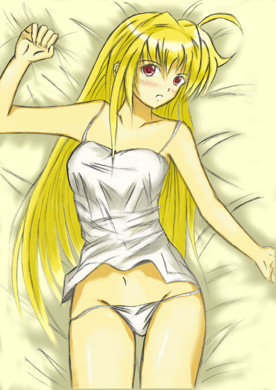 primopiatto, fate testarossa, lyrical nanoha, mahou shoujo lyrical nanoha, mahou shoujo lyrical nanoha strikers, 00s, bed, blonde hair, blush, camisole, long hair, lowleg, lowleg panties, panties, red eyes, solo, underwear