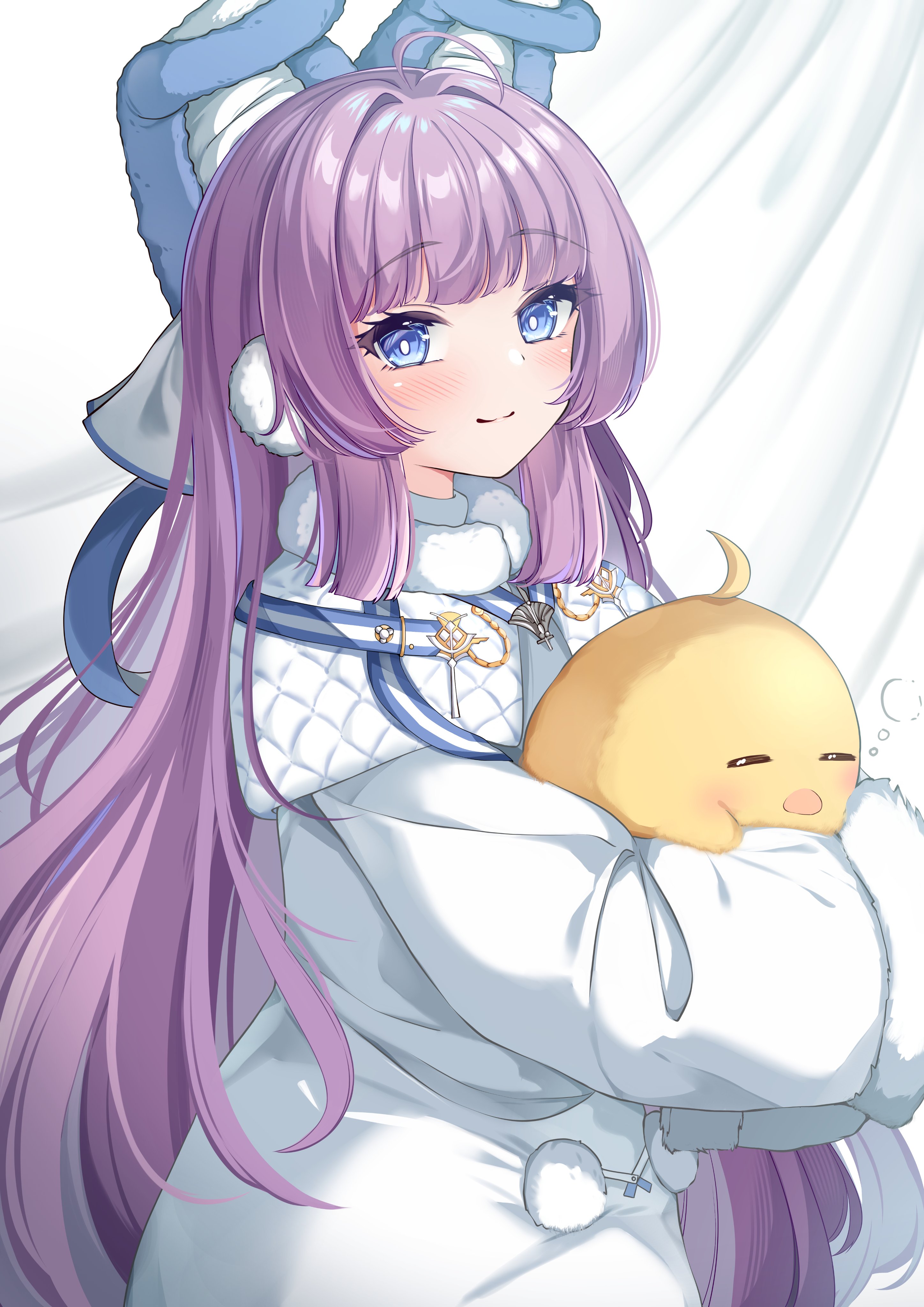 moyoron, manjuu (azur lane), tashkent (azur lane), azur lane, absurdres, commentary request, highres, 1girl, ahoge, animal, baby animal, bird, blue eyes, chick, closed mouth, dress, fur-trimmed sleeves, fur trim, long hair, long sleeves, looking at viewer, purple hair, smile, solo, very long hair, white dress