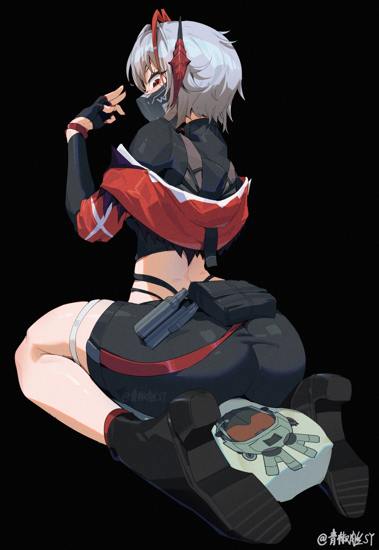 qingjiao rou si, w (arknights), wis'adel (arknights), arknights, highres, 1girl, ass, grey hair, looking at viewer, mask, medium hair, mole, mole under eye, mouth mask, red eyes, shoes