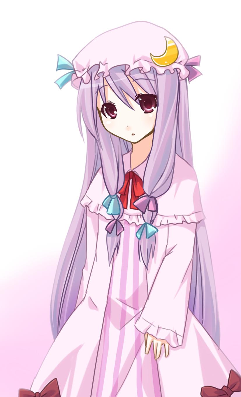 amagu, patchouli knowledge, touhou, bad id, bad pixiv id, highres, 1girl, crescent, crescent hat ornament, female focus, gradient background, hat, hat ornament, long hair, purple eyes, purple hair, solo, standing, white background