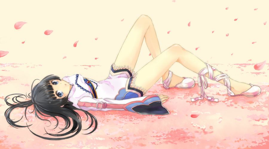 m (pixiv9151), kohaku hearts, tales of (series), tales of hearts, 1girl, black hair, blue eyes, female focus, long hair, long sleeves, lying, petals, pink background, solo