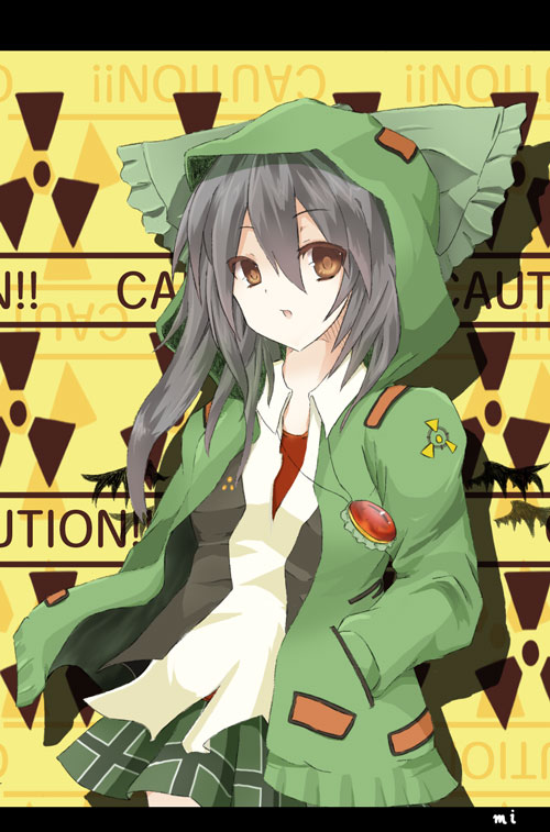 kuroi mizore, reiuji utsuho, touhou, bad id, bad pixiv id, 1girl, alternate costume, black hair, bow, brown eyes, contemporary, female focus, hair bow, hood, hooded jacket, jacket, jewelry, necklace, skirt, solo