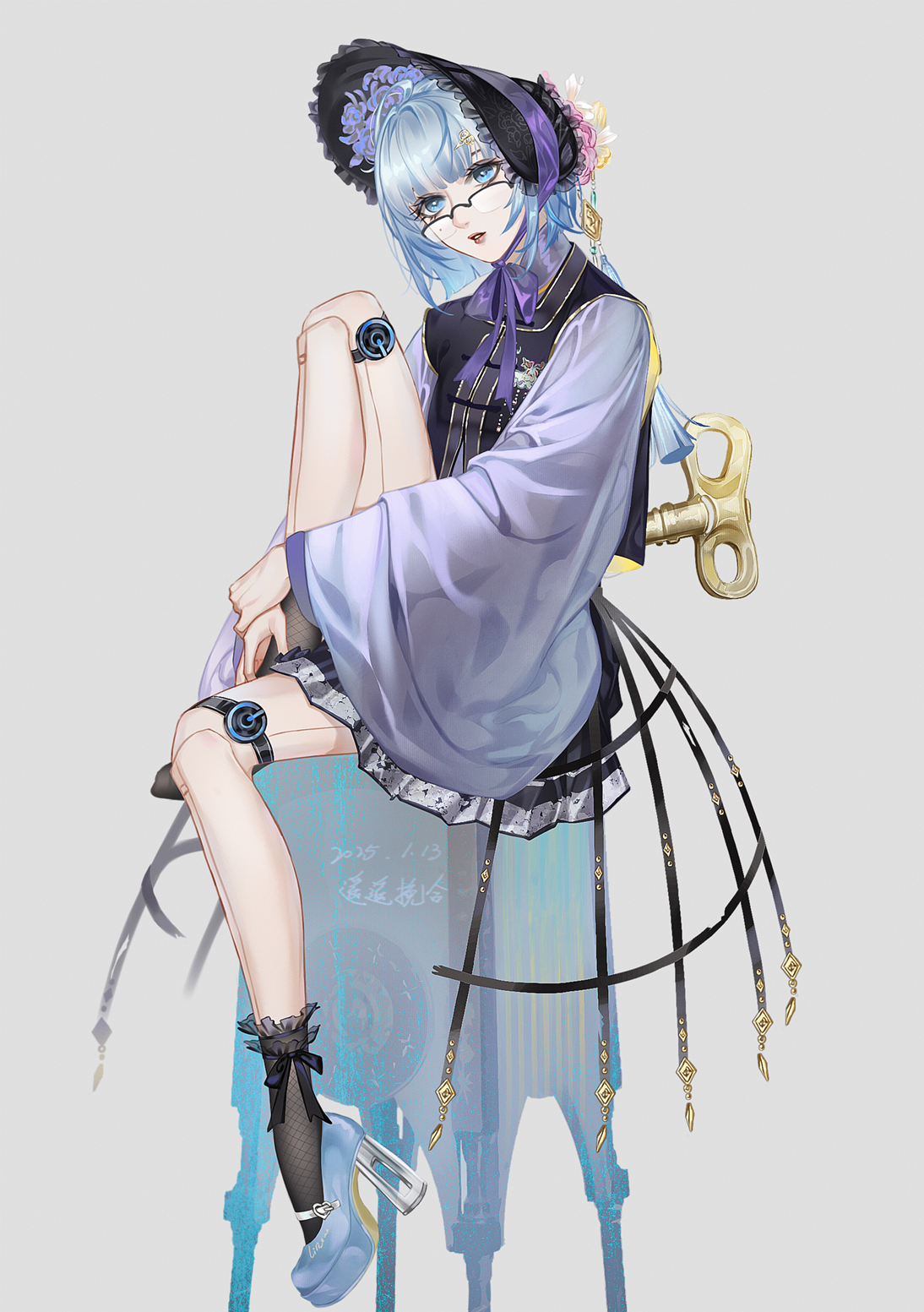 yaoyao wanhe, labyrinth (path to nowhere), path to nowhere, highres, 1girl, alternate costume, bare legs, black-framed eyewear, black bonnet, black bow, black dress, black socks, black vest, blue eyes, blue hair, blue shoes, bonnet, bow, bow legwear, crinoline, dated, dress, fishnet socks, fishnets, flower, from side, full body, glasses, grey background, hat, hat flower, high heels, hugging own leg, joints, leg up, looking at viewer, looking over eyewear, looking to the side, mechanical legs, parted lips, pink flower, purple flower, robot joints, semi-rimless eyewear, shoes, short dress, short hair, signature, simple background, sitting, socks, solo, stool, tassel, vest, white sleeves, wide sleeves, winding key