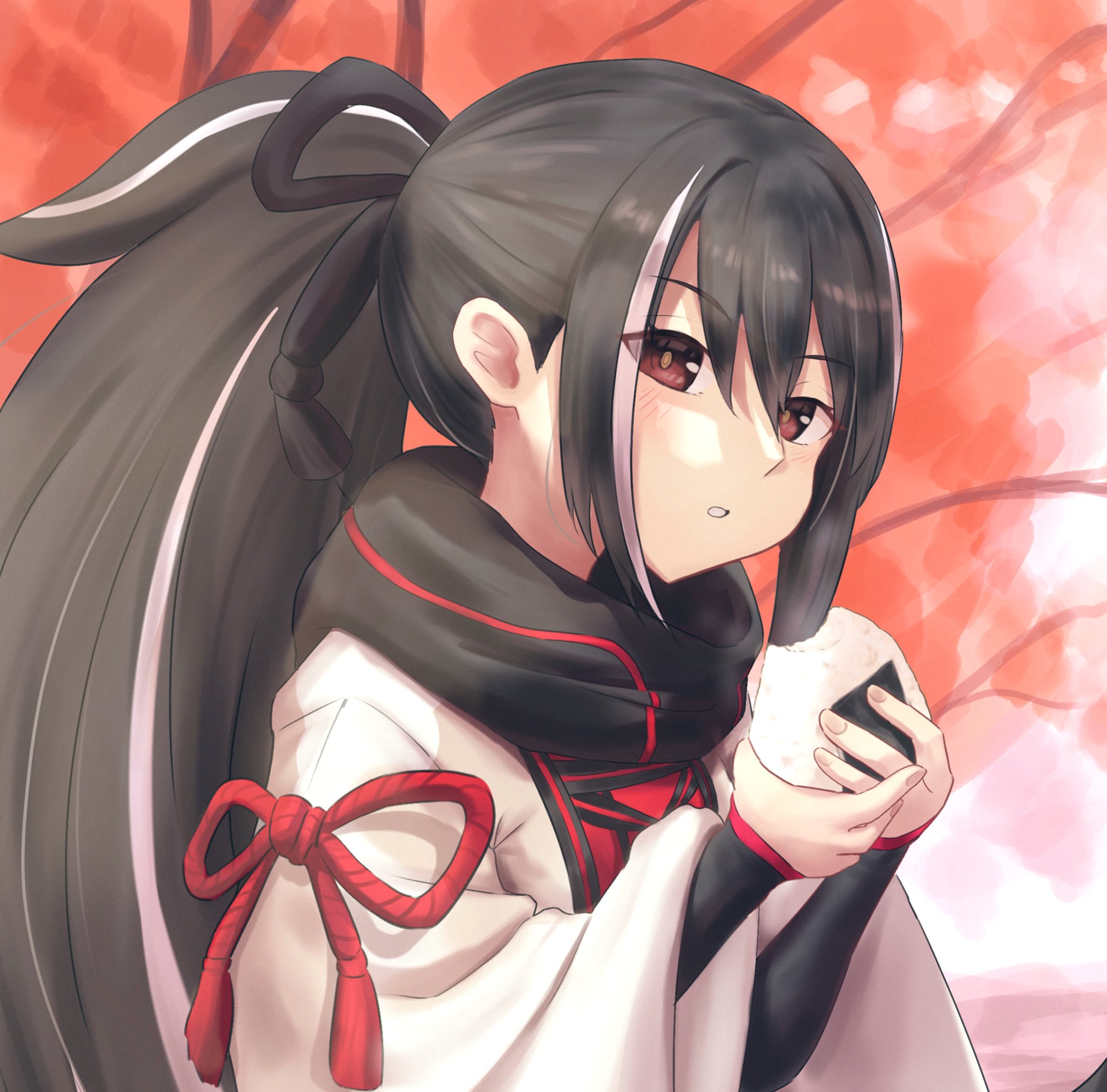 namatako 2416, kawakami gensai (fate), fate/grand order, fate (series), highres, 1girl, black eyes, black hair, black scarf, blush, eating, food, japanese clothes, kawakami gensai (first ascension) (fate), long hair, looking at viewer, multicolored hair, onigiri, ponytail, scarf, solo, white hair