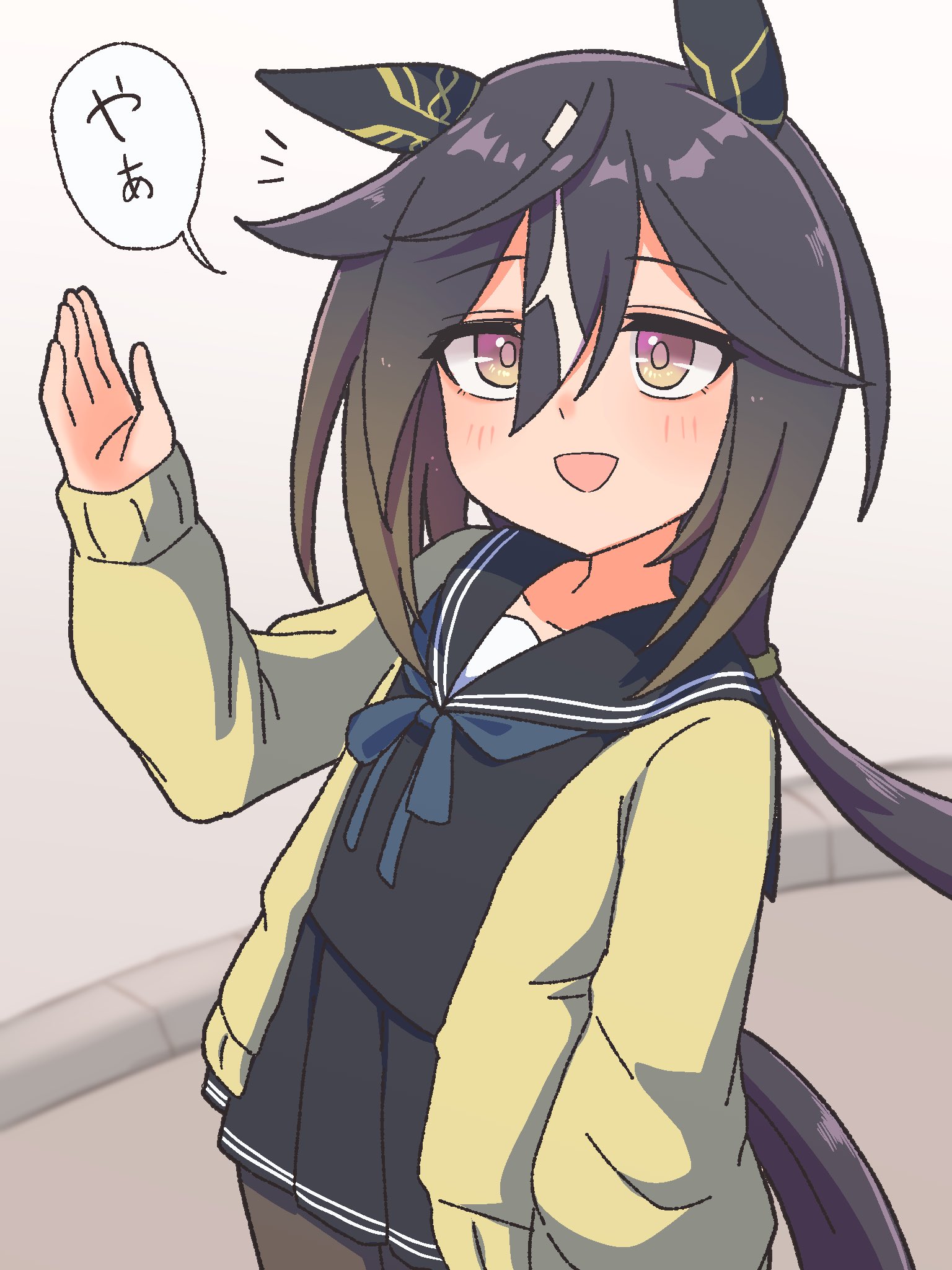 echieichi, stay gold (umamusume), umamusume, highres, 1girl, animal ears, black hair, brown eyes, brown hair, coat, ear covers, ear ornament, hair between eyes, horse ears, horse girl, horse tail, long hair, looking at viewer, multicolored hair, ponytail, purple eyes, sailor collar, sailor shirt, school uniform, shirt, smile, solo, streaked hair, tail, white hair, yellow coat