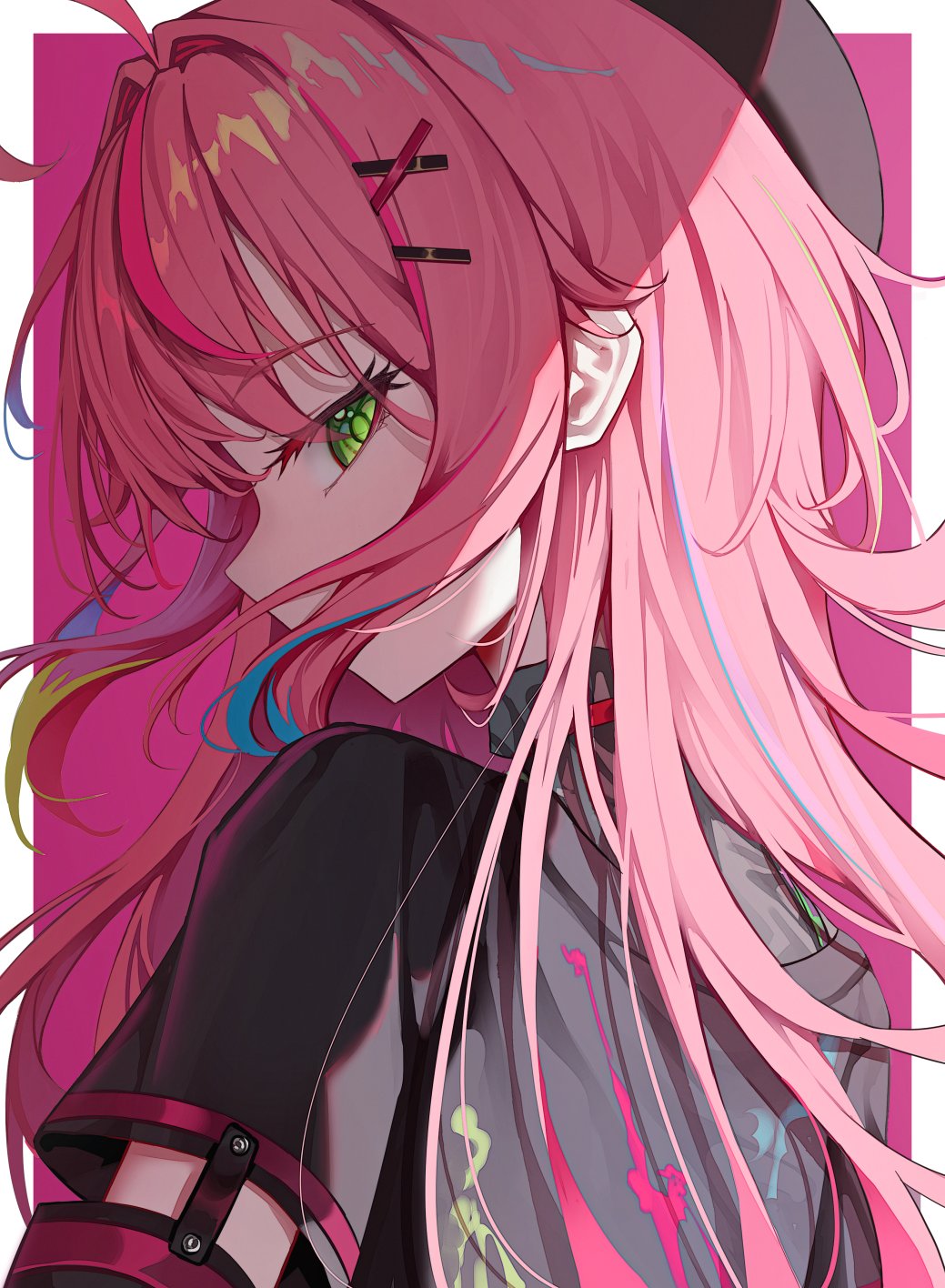 ha en, hanako nana, stellive, highres, 1girl, beret, black hat, black shirt, blue hair, blue streaks, floating hair, from behind, green eyes, green hair, hat, long hair, looking at viewer, looking back, multicolored hair, pink hair, shirt, solo, streaked hair, upper body, virtual youtuber