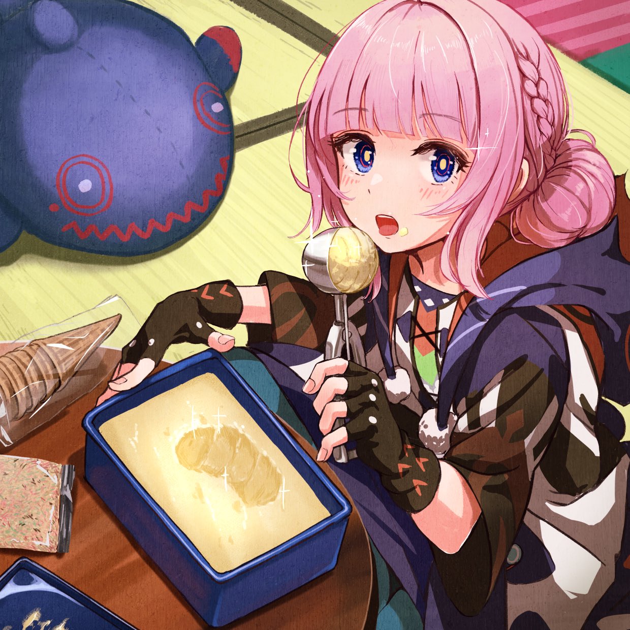 kaf (kamitsubaki studio), laplace (kamitsubaki studio), kamitsubaki studio, commentary request, highres, 1girl, :o, black gloves, blue eyes, blue jacket, blush, brown jacket, double bun, eating, fingerless gloves, food, food on face, gloves, hair bun, holding, hood, hooded jacket, ice cream, ice cream cone, ice cream scoop (utensil), jacket, looking at viewer, multicolored jacket, open mouth, pink hair, pom pom (clothes), round table, short hair, sidelocks, solo, table, virtual youtuber, white jacket, wooden table, yadokari 159m, yellow pupils