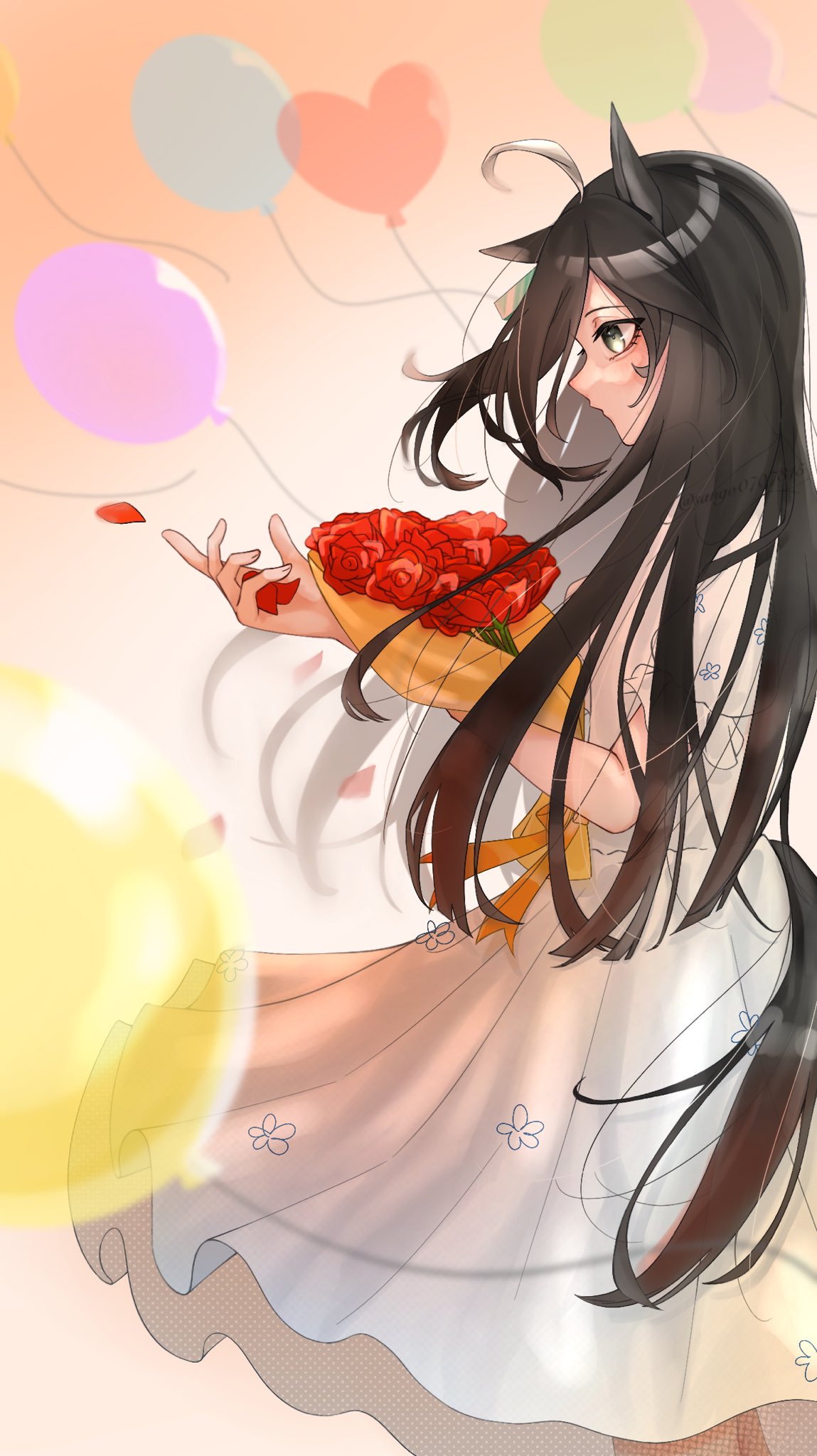 sango0707315, manhattan cafe (umamusume), umamusume, highres, 1girl, ahoge, animal ears, balloon, dress, ear tag, flower, frilled sleeves, frills, green eyes, horse ears, horse girl, horse tail, long bangs, long hair, multicolored hair, orange ribbon, petals, red flower, red rose, ribbon, rose, short sleeves, solo, tail, very long hair, white dress, white hair