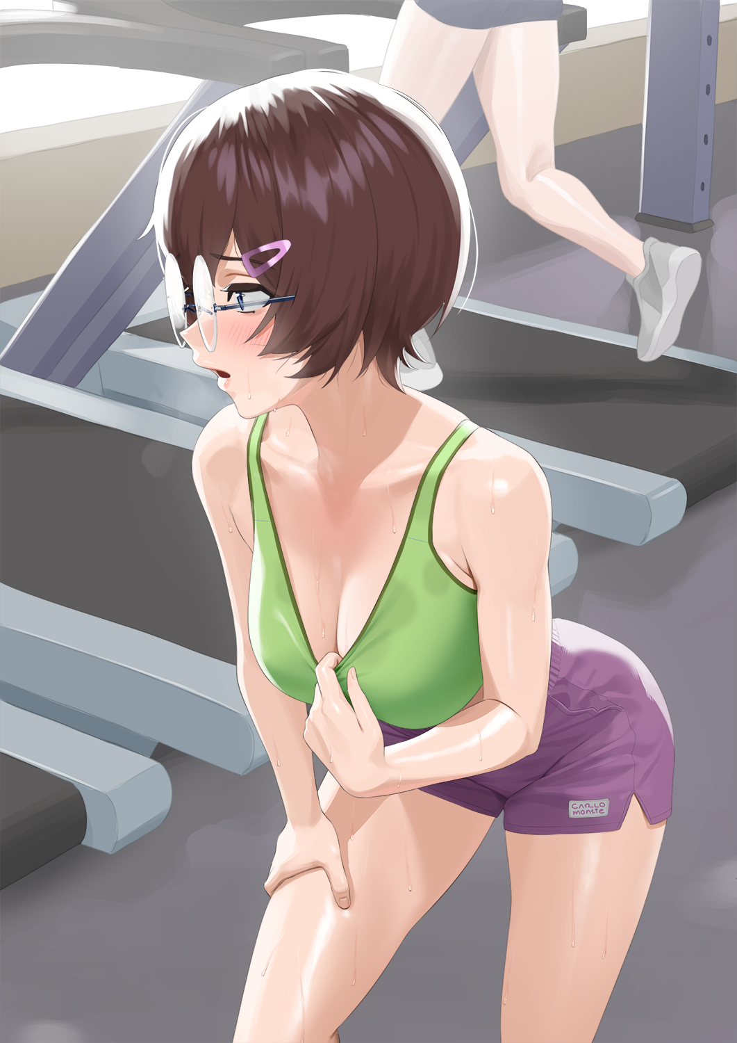 carlo montie, original, commentary, commission, highres, 1girl, 1other, artist name, bare arms, bare shoulders, blue eyes, breasts, brown hair, cleavage, cowboy shot, glasses, green sports bra, gym, hair ornament, hairclip, hand on own thigh, indoors, large breasts, leaning forward, looking to the side, parted lips, profile, pulling own clothes, purple shorts, round eyewear, short hair, short shorts, shorts, solo focus, sports bra, sportswear, standing, sweat, treadmill