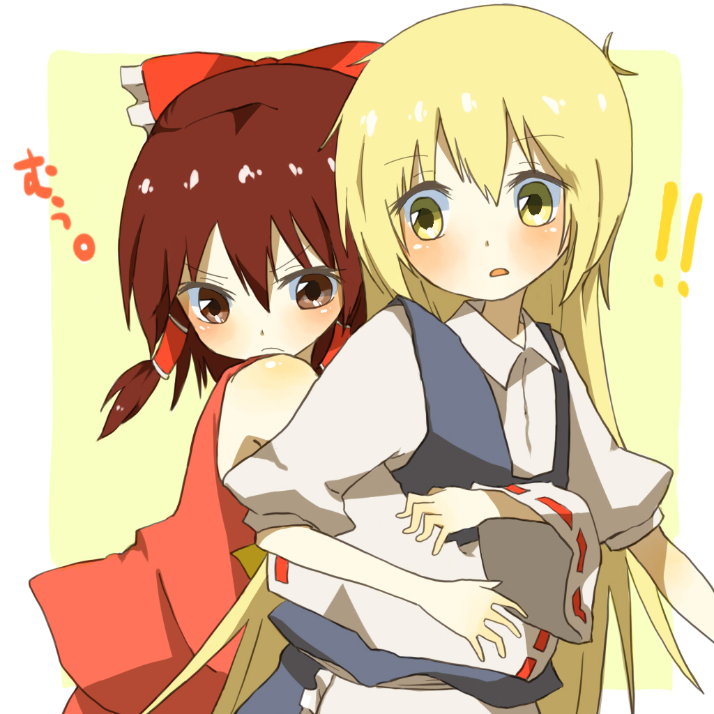 orange (artist), orange (bibiko), hakurei reimu, kirisame marisa, touhou, bad id, bad pixiv id, !, 2girls, blonde hair, blush, brown eyes, brown hair, detached sleeves, female focus, frown, hug, japanese clothes, long hair, miko, multiple girls, ribbon, short hair, yellow eyes