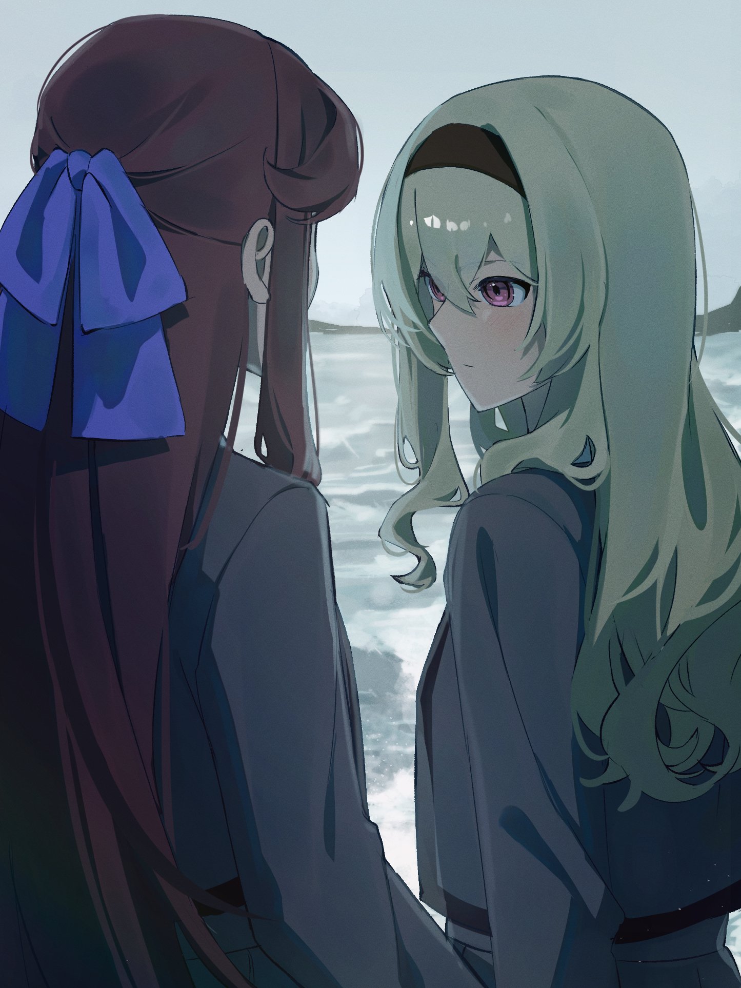 raven (rnzraven), saijou claudine, tendou maya, shoujo kageki revue starlight, hashtag-only commentary, highres, 2girls, arm at side, black hairband, blonde hair, blue bow, blush, bow, brown hair, closed mouth, day, facing away, from behind, grey jacket, grey skirt, hair between eyes, hair bow, hairband, half updo, jacket, long hair, long sleeves, looking at another, looking to the side, multiple girls, outdoors, overcast, pink eyes, school uniform, seishou music academy uniform, sidelocks, skirt, sky, very long hair, wavy hair, yuri