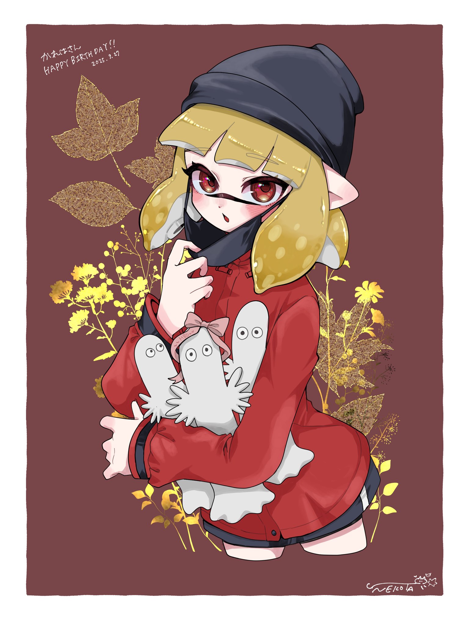 inkling girl, inkling player character, nintendo, splatoon (series), splatoon 3, commentary request, highres, translation request, 1girl, black hat, blonde hair, blush, border, bow, dated, flower, happy birthday, hat, inkling, jacket, kininaru ano ko, mask, medium hair, mouth mask, open mouth, pink bow, pointy ears, red background, red eyes, red jacket, red pupils, solo, standing, tentacle hair, white border, yellow flower