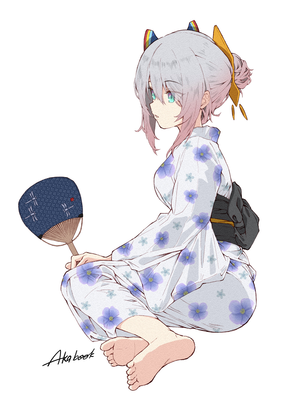 tatami kami, ars almal, nijisanji, highres, 1girl, ass, barefoot, black sash, blue eyes, breasts, character name, floral print, floral print kimono, full body, grey hair, hair between eyes, hair bun, hair ornament, hairclip, hand fan, japanese clothes, kimono, long sleeves, medium hair, obi, obijime, paper fan, parted lips, print kimono, sash, sidelocks, single hair bun, sitting, solo, uchiwa, virtual youtuber, white background, wide sleeves, yokozuwari, yukata