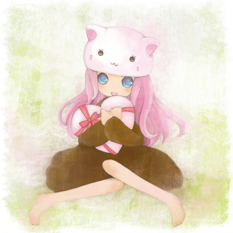 parikari, megurine luka, megurine luka (toeto), toeto (vocaloid), vocaloid, 1girl, :3, animal hat, barefoot, cat hat, child, feet, female focus, gift, hat, holding, holding gift, long hair, pink hair, smile, solo