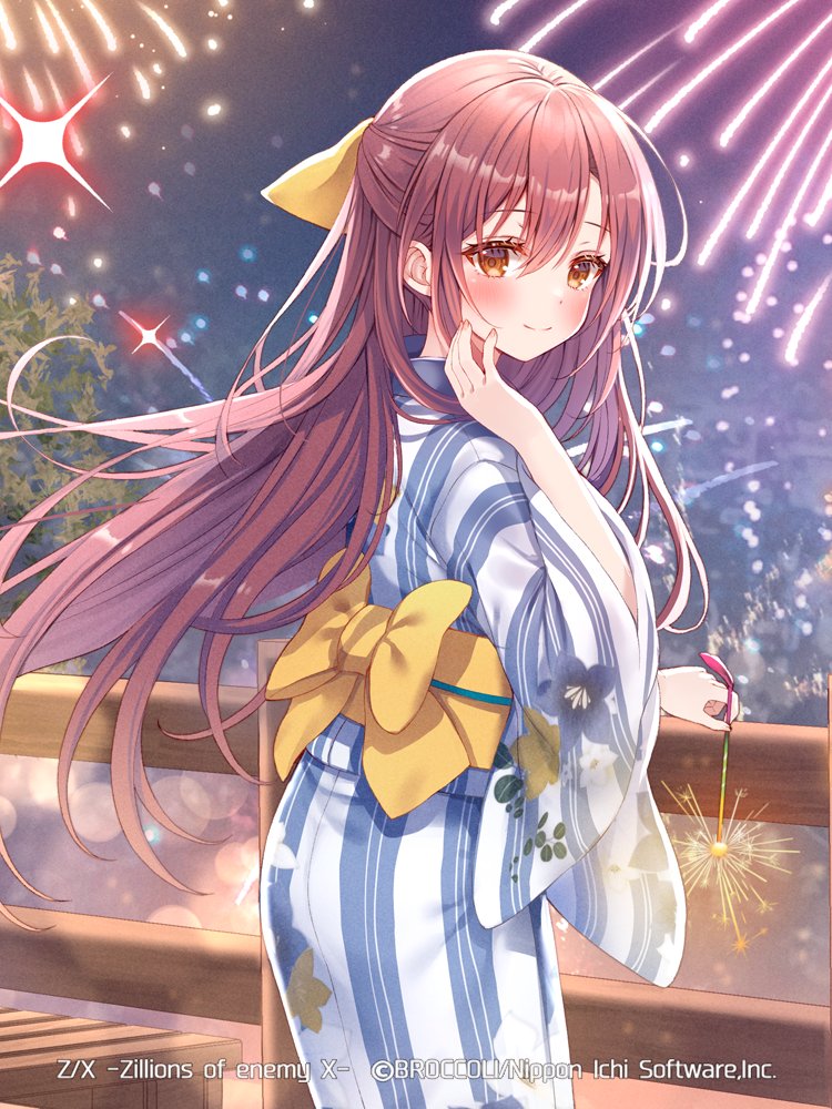 serino itsuki, z/x, official art, 1girl, aerial fireworks, bow, brown eyes, brown hair, closed mouth, copyright notice, fireworks, floral print, floral print kimono, hair bow, holding, holding fireworks, japanese clothes, kimono, long hair, looking back, nanaya (z/x), night, night sky, outdoors, print kimono, senkou hanabi, sky, solo, sparkle, sparkler, yellow bow