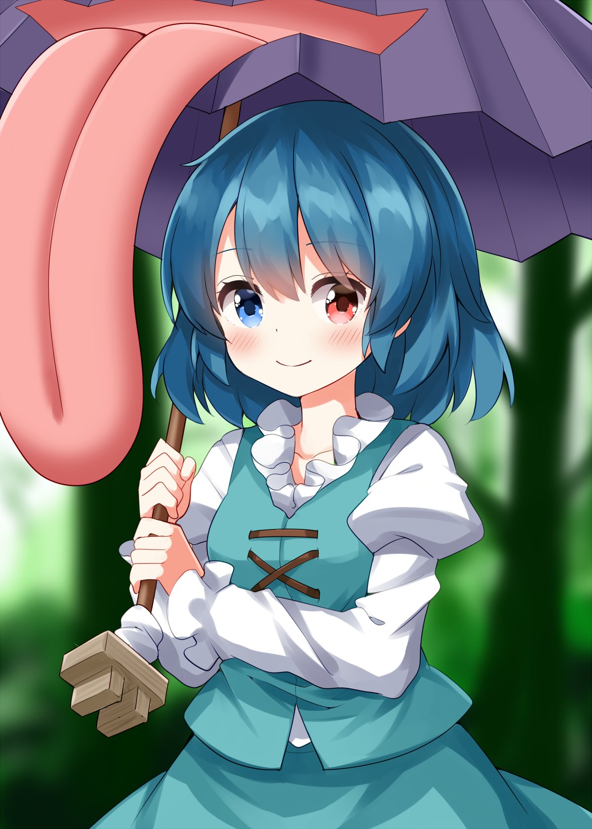 ruu (tksymkw), tatara kogasa, touhou, commentary, highres, 1girl, blue eyes, blue hair, blue skirt, blue vest, blurry, blurry background, blush, closed mouth, green background, heterochromia, holding, holding umbrella, juliet sleeves, karakasa obake, long sleeves, looking at viewer, puffy sleeves, purple umbrella, red eyes, shirt, short hair, skirt, skirt set, smile, solo, umbrella, upper body, vest, white shirt