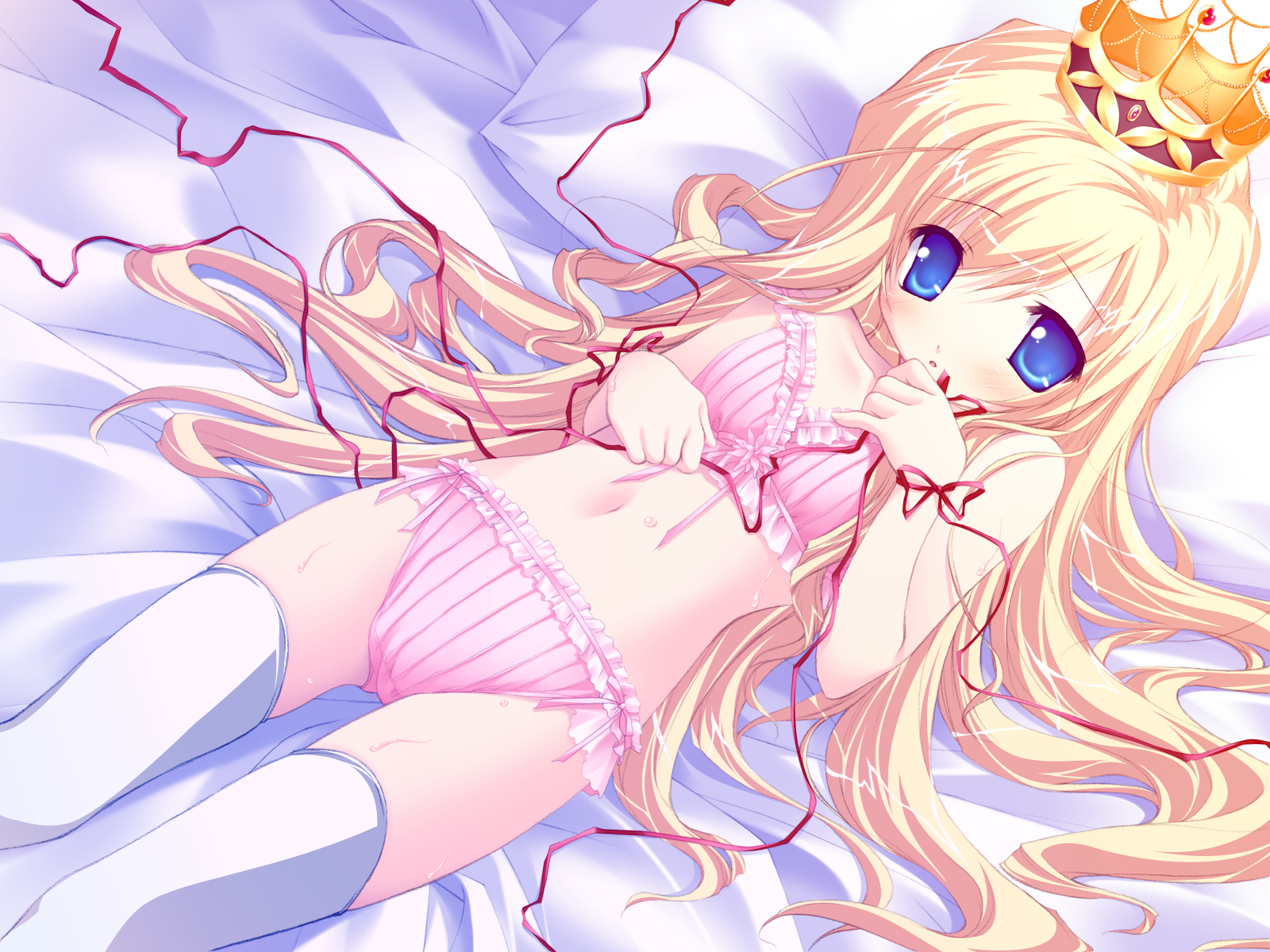 chikotam, arietta (lyrical lyric), lyrical lyric, marmalade (company), game cg, highres, 1girl, blonde hair, blue eyes, bow, bow bra, bra, crown, female focus, lingerie, loli, long hair, lying, on back, on bed, panties, pink bra, pink panties, pussy, ribbon, solo, striped bra, striped clothes, striped panties, thighhighs, underwear, underwear only, vertical-striped bra, vertical-striped clothes, vertical-striped panties