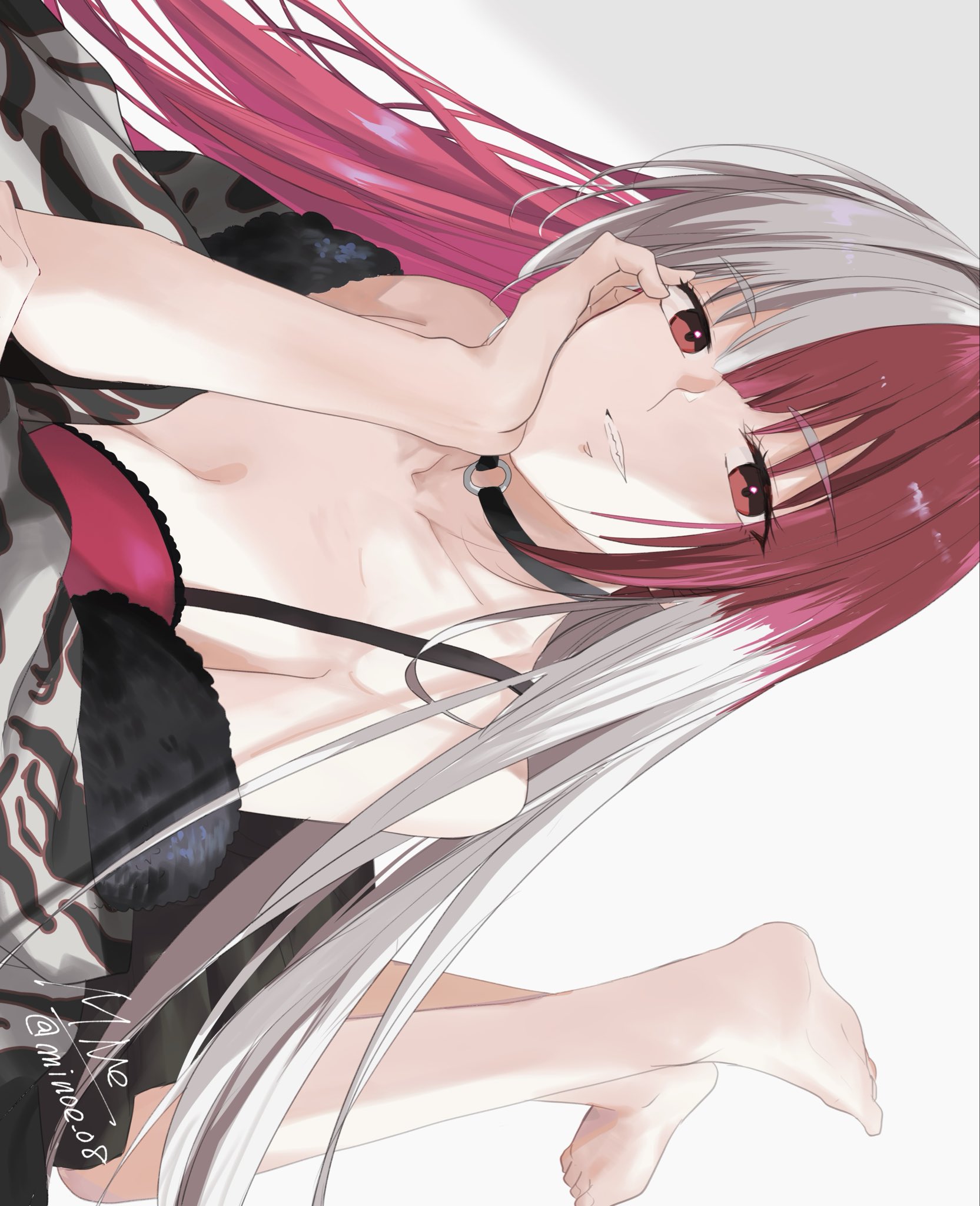 minoe08, matsunaga hisahide (fate), fate/grand order, fate (series), highres, 1girl, barefoot, black choker, bra, breasts, choker, cleavage, fur collar, grin, hair down, head rest, legs up, lying, multicolored hair, on stomach, red bra, red eyes, red hair, signature, smile, solo, split-color hair, twitter username, two-tone hair, underwear, white background, white hair