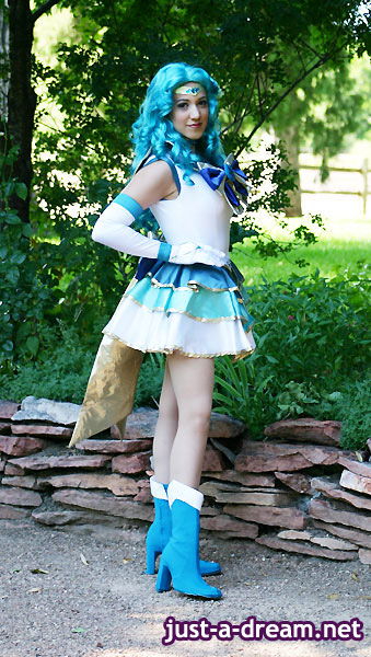 kaiou michiru, sailor neptune, bishoujo senshi sailor moon, photo (medium), blue hair, cosplay, curly hair, gloves, high heels, school uniform, serafuku, shoes